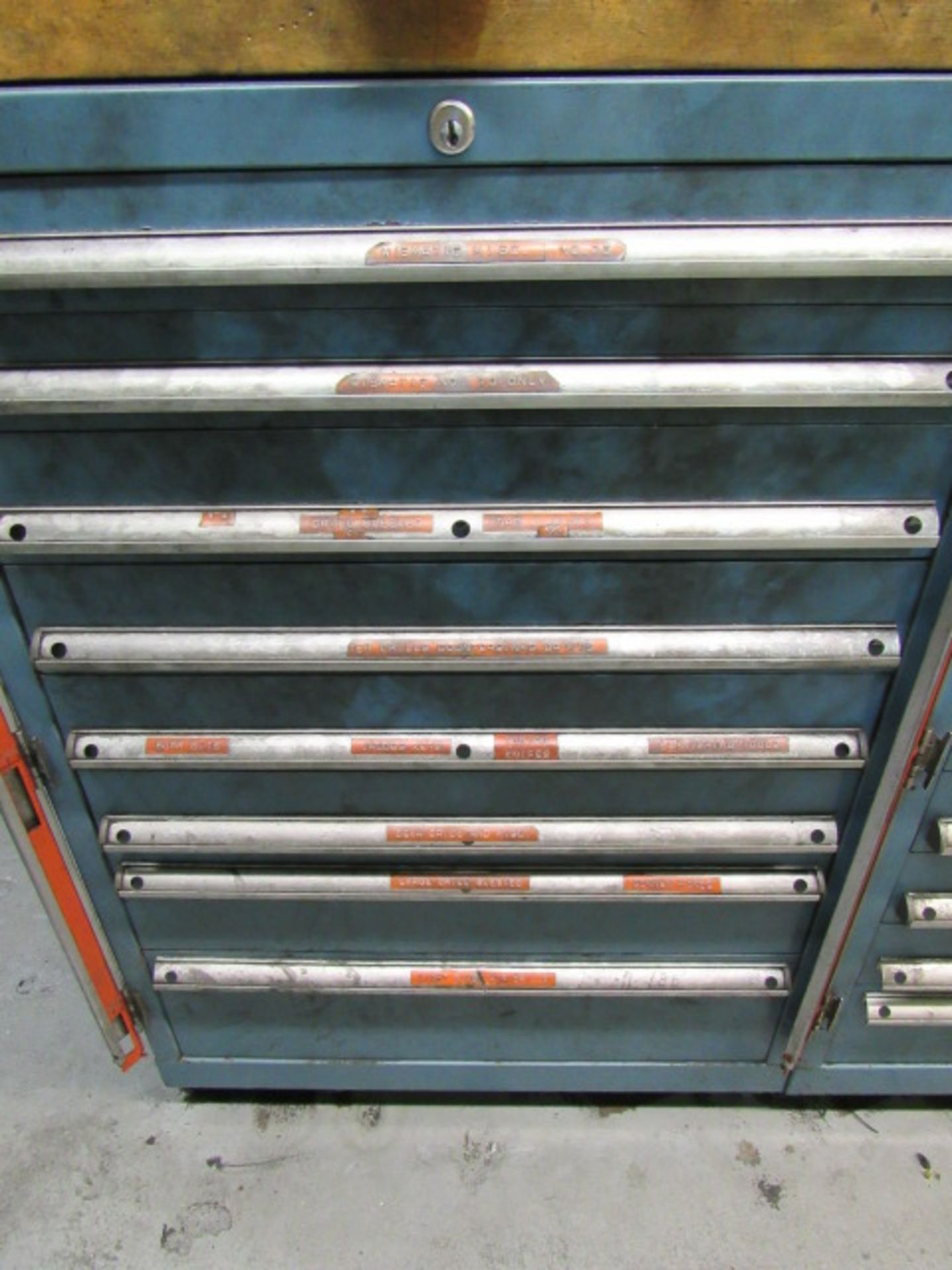 Lista 8 Drawer Tool Cabinet with Contents