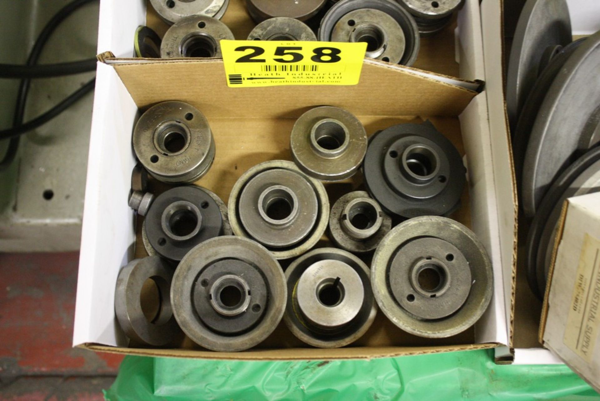 LOT: GRINDING WHEEL HUBS