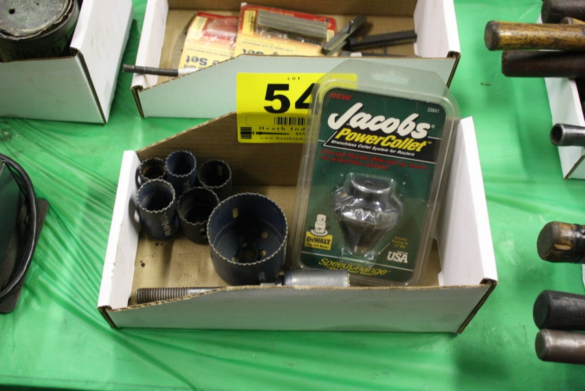 LOT: ASSORTED HOLE SAWS & JACOBS POWER COLLET