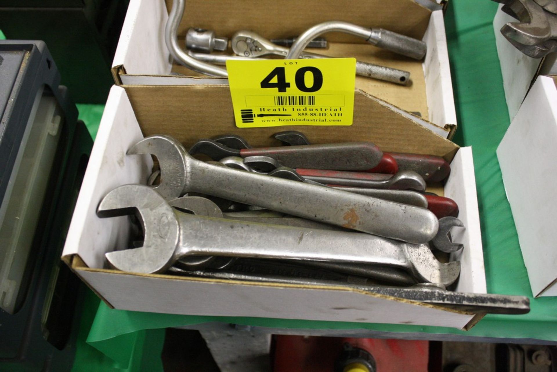 LOT: ASSORTED LARGE & SMALL WRENCHES