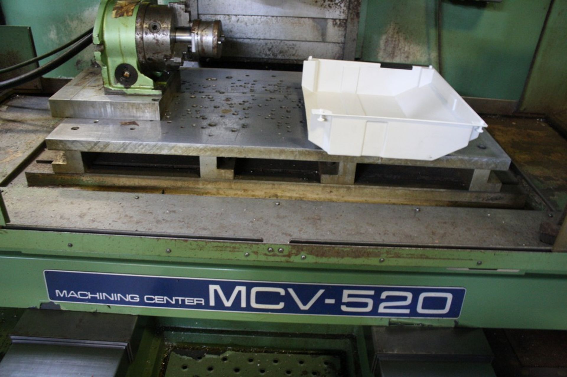 OKK MODEL MCV-520 CNC VERTICAL MACHINING CENTER, S/N 488 40â€ X-AXIS TRAVEL, 20.5â€ Y-AXIS TRAVEL, - Image 3 of 6