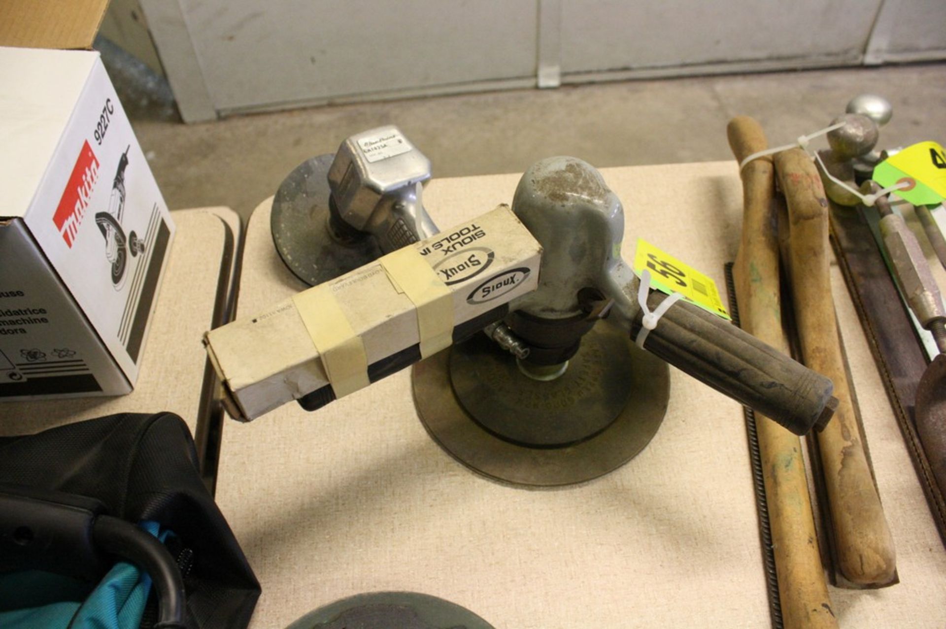 SIOUX MODEL 1290 7” PNEUMATIC POLISHER