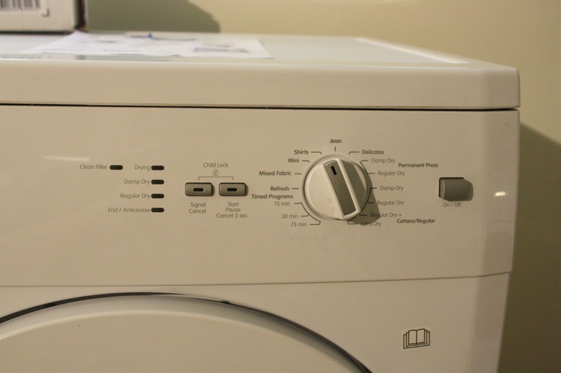 BLOMBERG MODEL WM87120 S/N 1240021402 24 Inch Front-Load Washer with 2.15 cu. ft. Capacity, 16 - Image 2 of 5