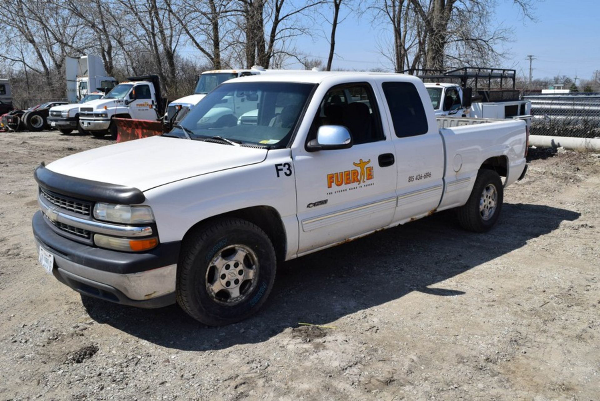 CHEVROLET 1500 EXTENDED CAB PICKUP TRUCK VIN: 2GCEC19T6X1113045, V8, A/T, 6' BED MILES: 279,228