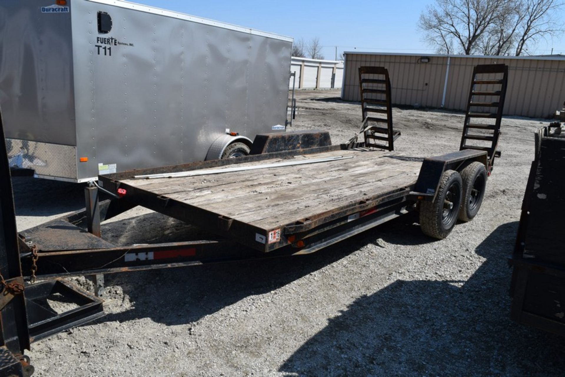 WINSTON 16' T/A EQUIPMENT TRAILER VIN: 1W9BP16224H202416 (2004) 16' BED