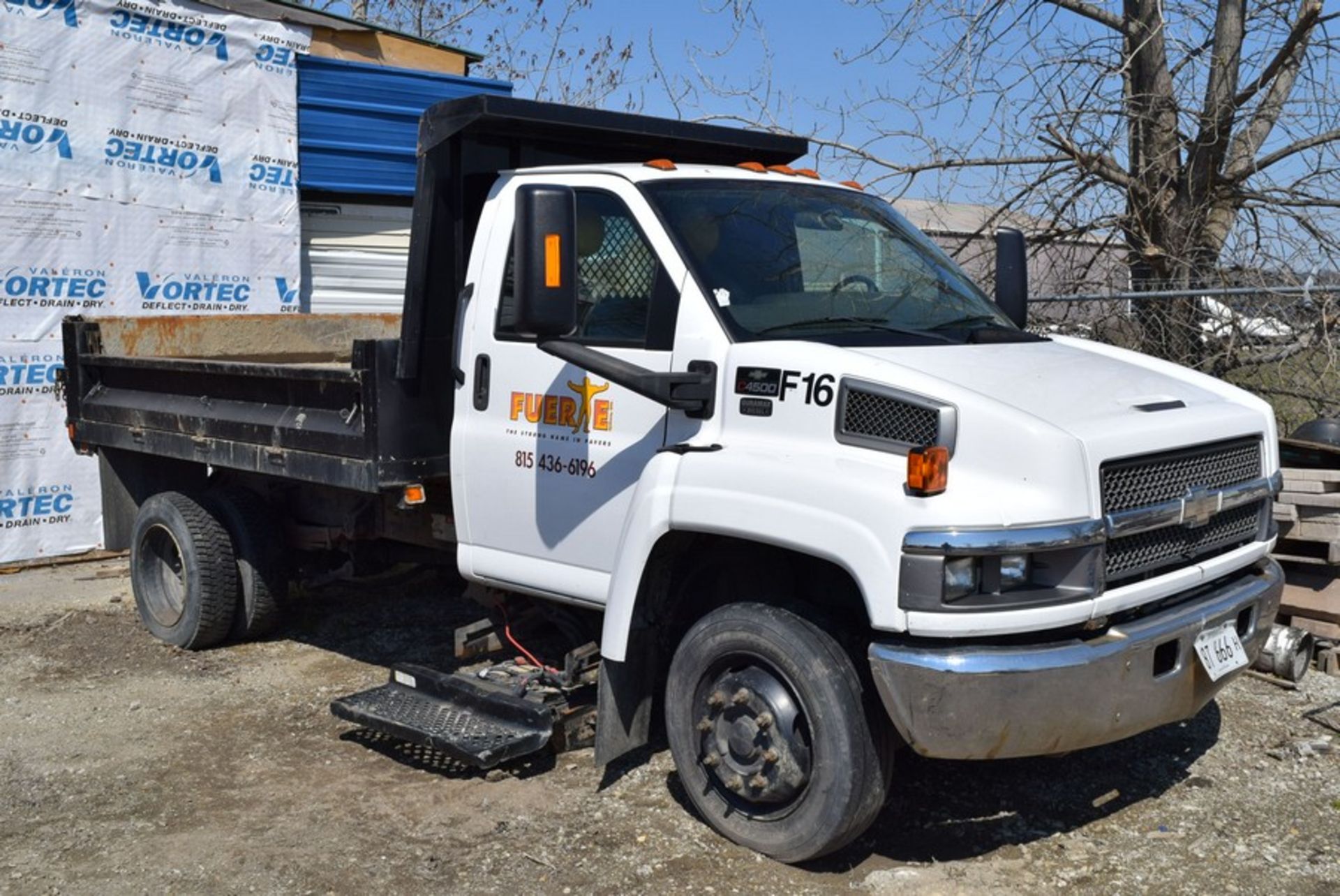 CHEVROLET C4500 12' S/A CONTRACTORS DUMP TRUCK VIN: 1GBE4C1237F402098 (2007) DURAMAX DIESEL, A/T, - Image 10 of 10