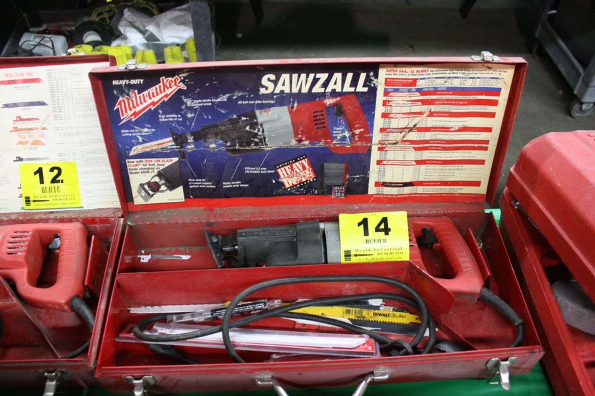 MILWAUKEE CAT. NO. 6511 HEAVY DUTY SAWZALL IN STEEL CASE