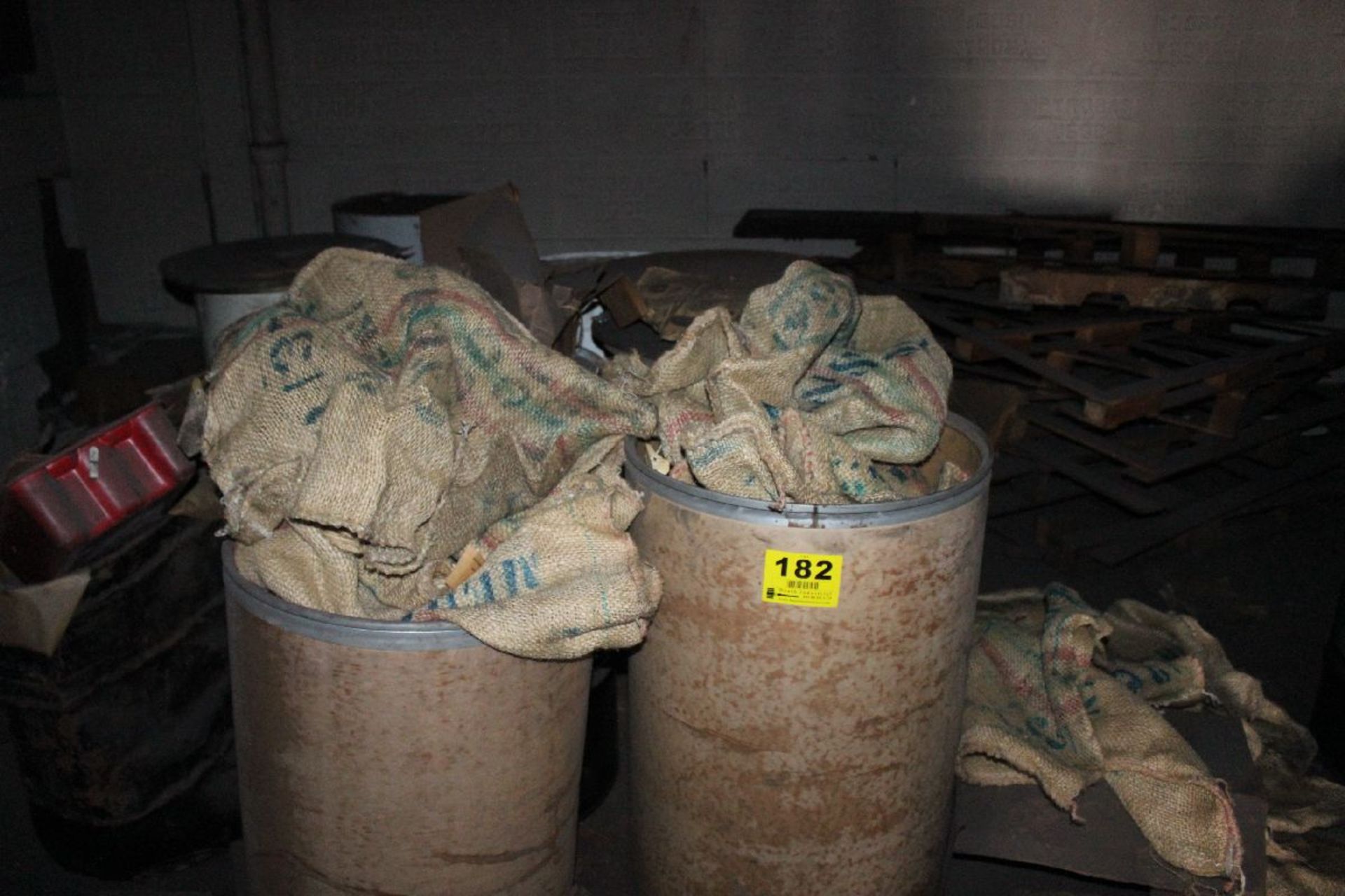 LOT-BURLAP SACKS