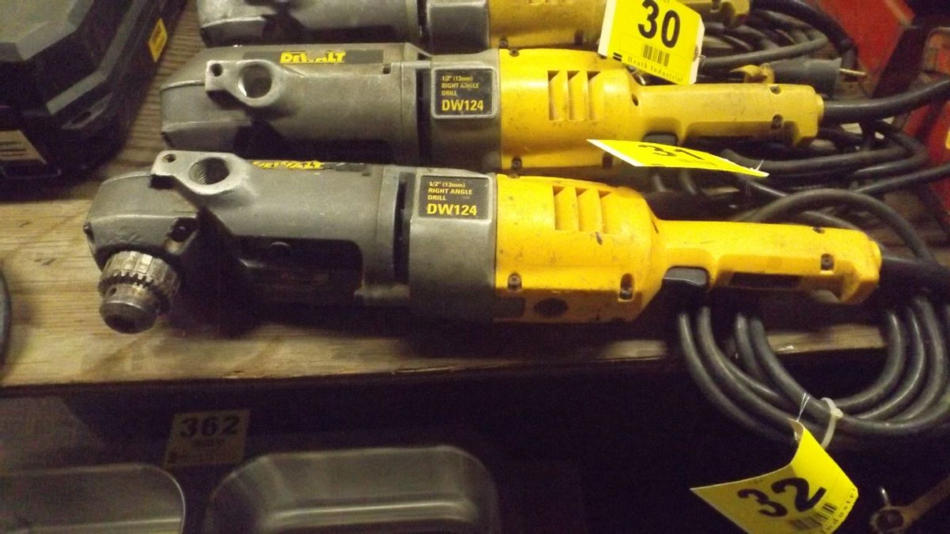 DEWALT MODEL DW124, 1/2 RIGHT ANGLE DRILL