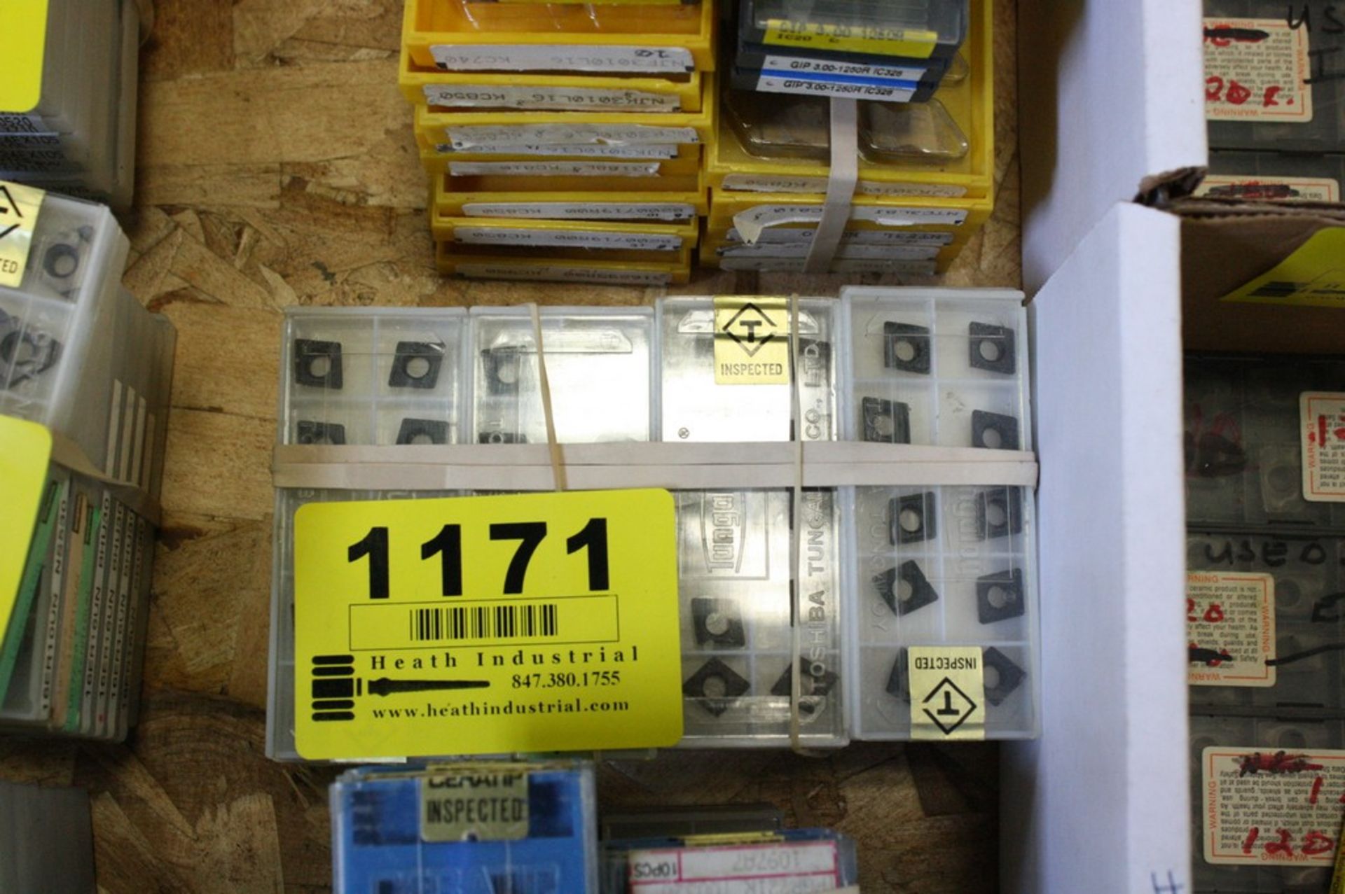 (200) ASSORTED INDEXABLE CARBIDE INSERTS