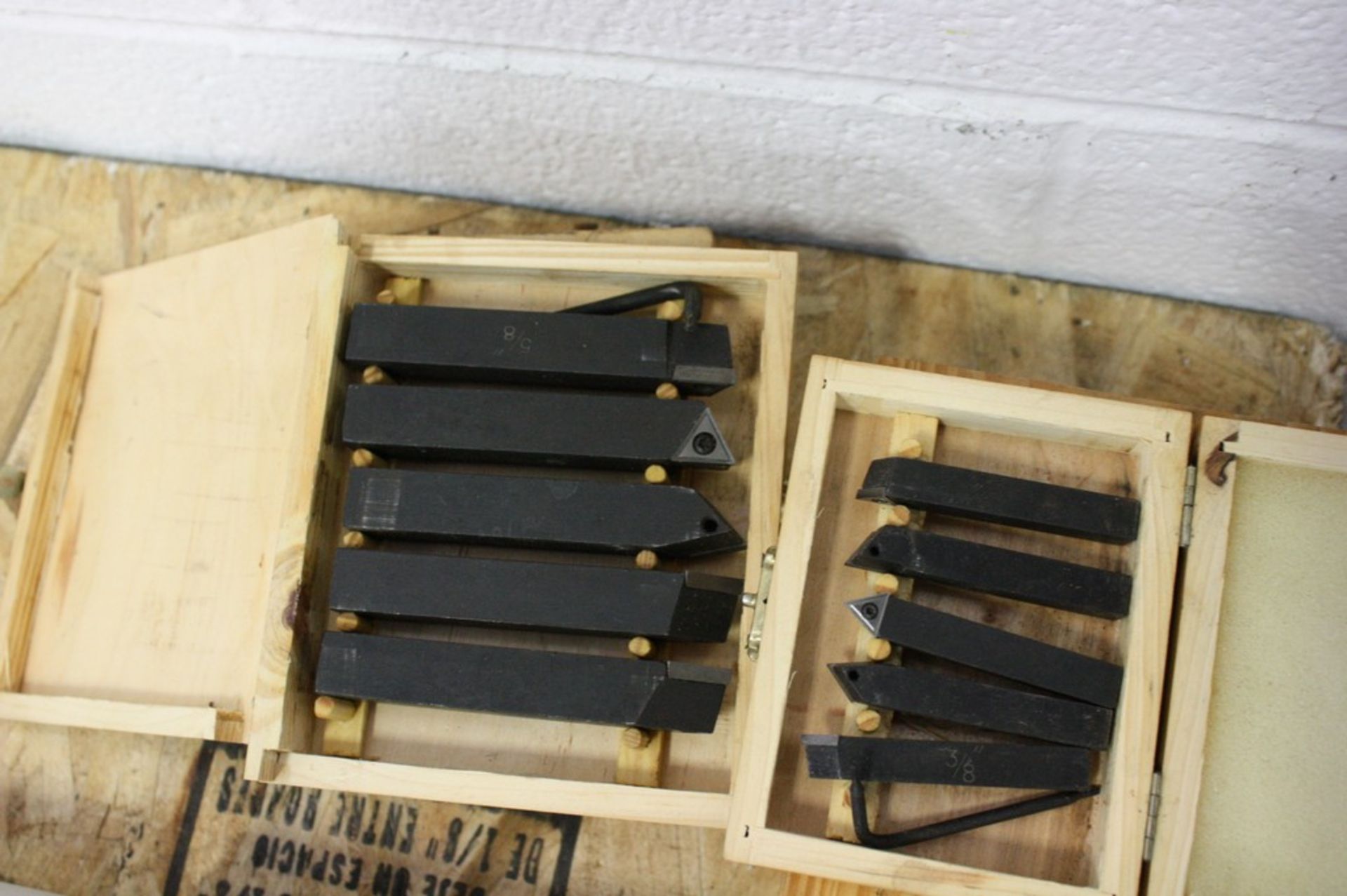 (10) INDEXABLE TOOL HOLDERS