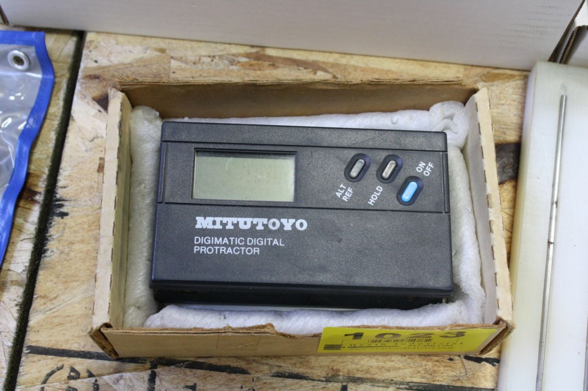 MITUTOYO MODEL 950-311 DIGIMATIC DIGITAL PROTRACTOR