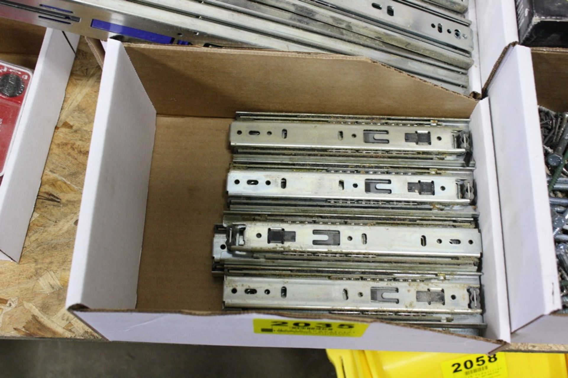 (8) 8'' DRAWER SLIDES