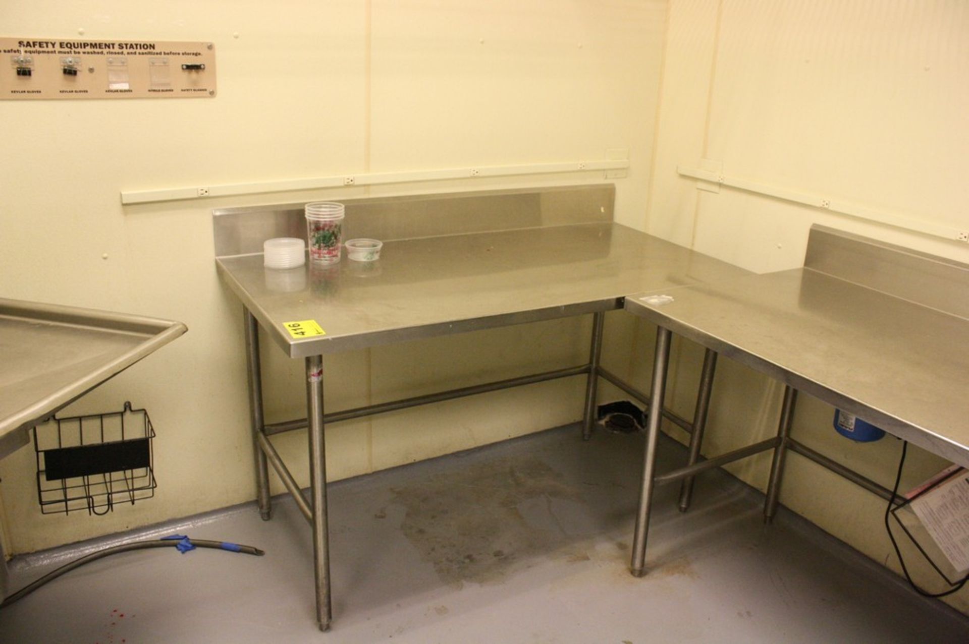 STAINLESS STEEL PREP TABLE-60" X 30" X 36"