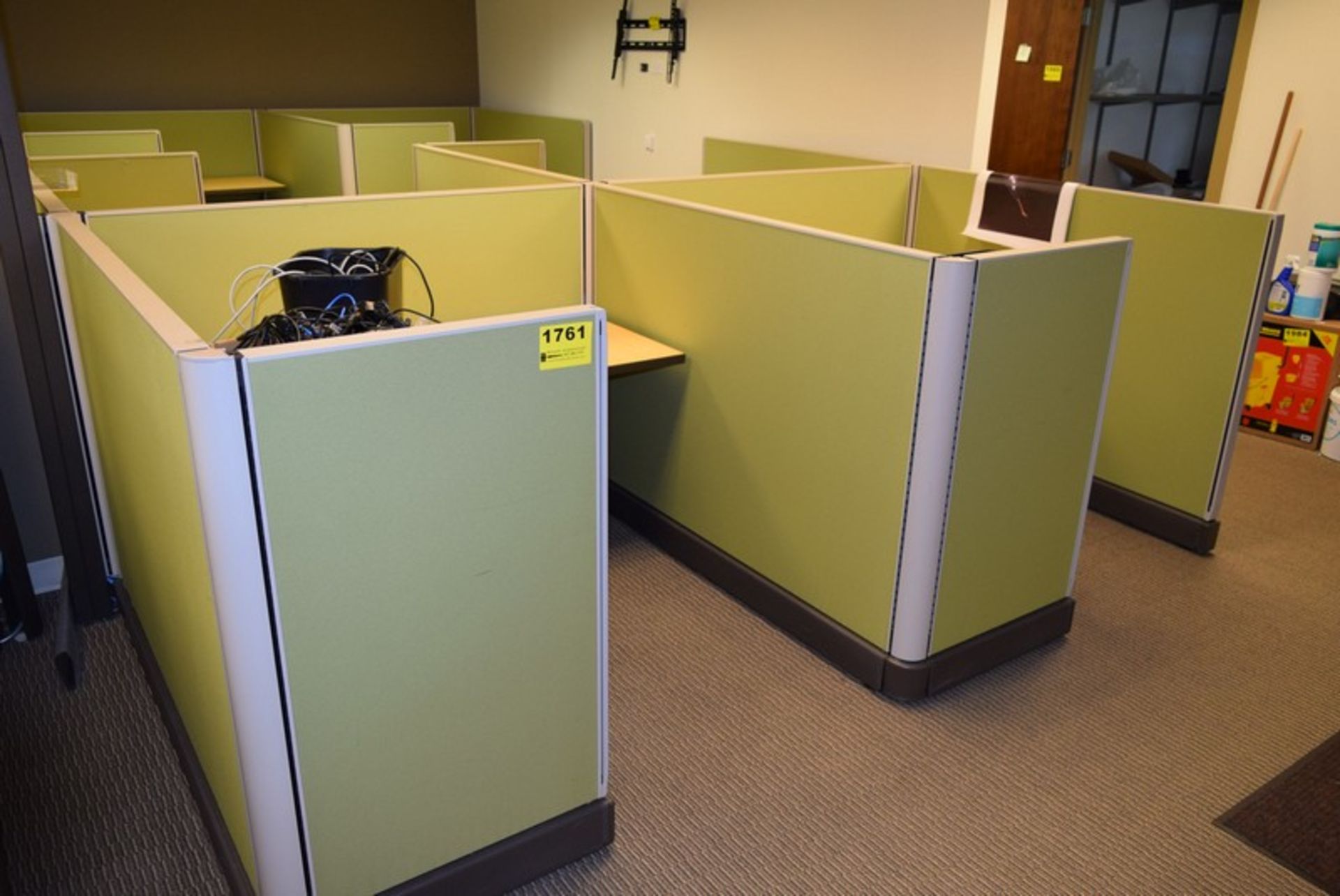 LOT: (4) 60" X 62" X 46.5" METAL FRAME CLOTH UPHOLSTERED POWERED OFFICE CUBICLE PARTITIONS W/ L-