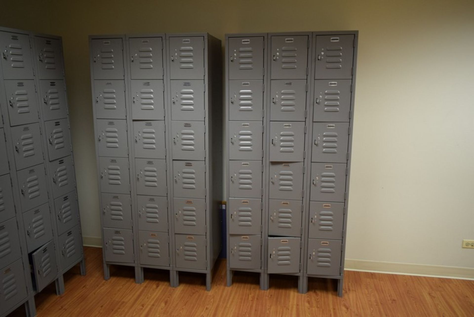 LOT: (4) SECTIONS SALSBURY 18 SECTION METAL MINI LOCKERS - Image 2 of 3