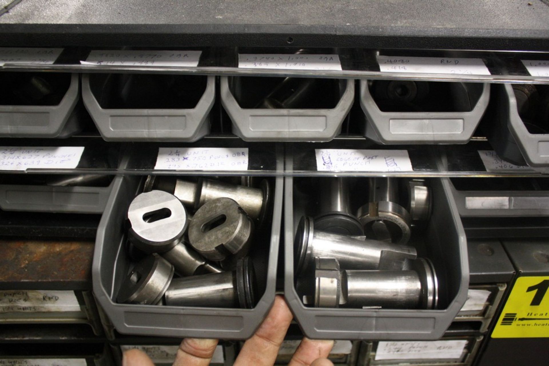 LOT: LARGE QUANTITY OF STRIPPIT PUNCH ASSEMBLIES & PARTS IN ROTARY PARTS BINS - Image 3 of 3