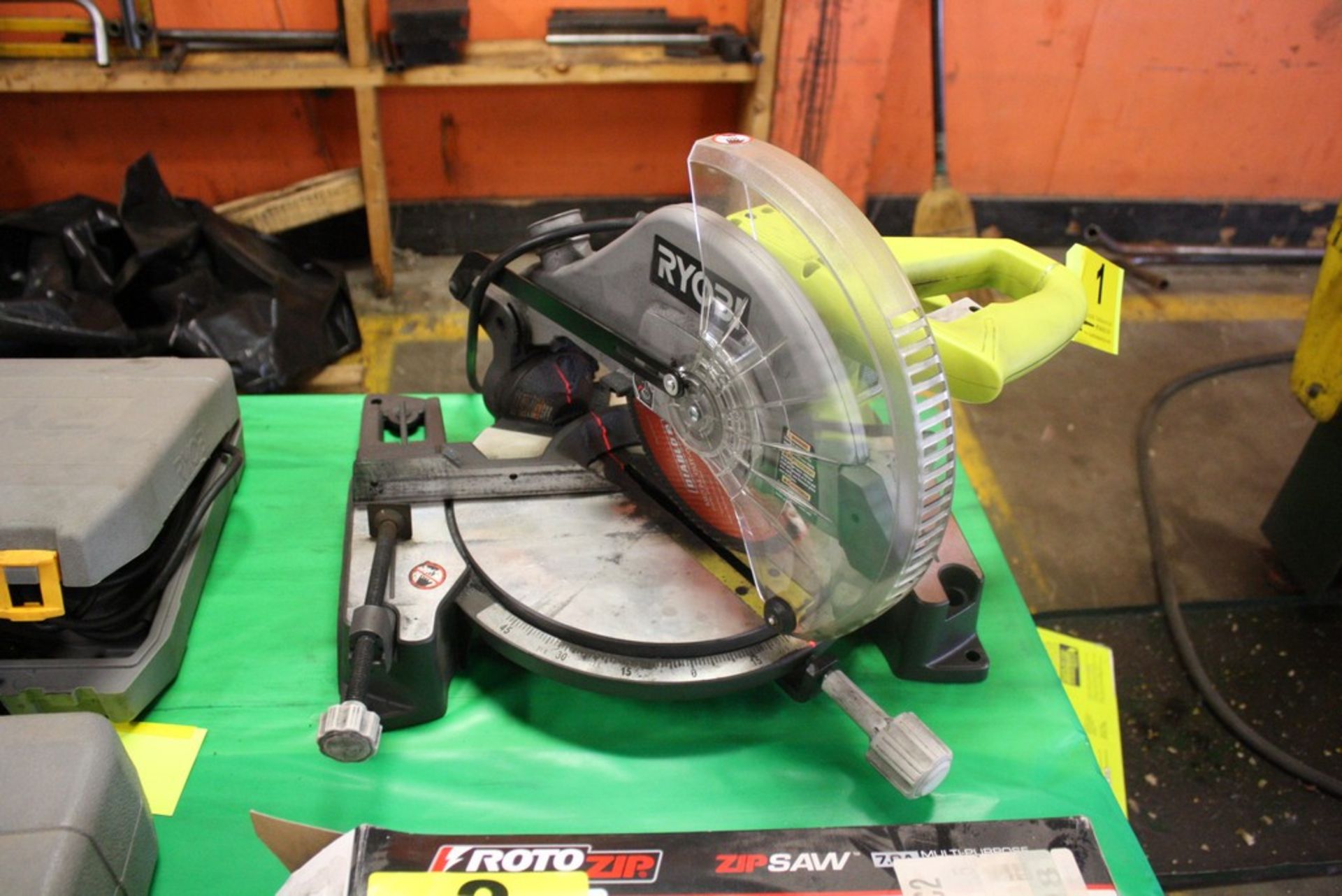 RYOBI MODEL TS1345L 10” COMPOUND MITRE SAW WITH LASER