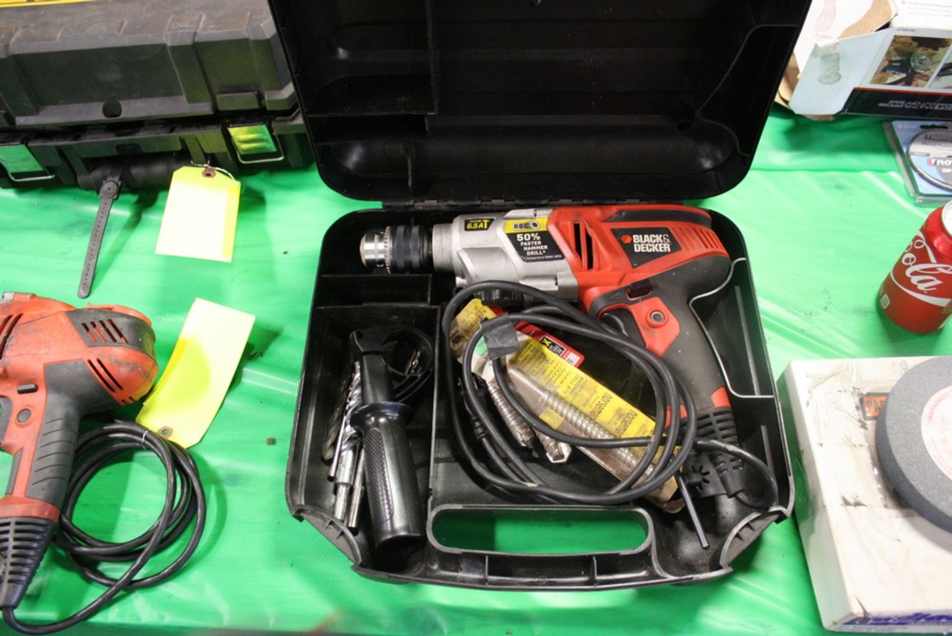 BLACK & DECKER MODEL DR650 1/2” ELECTRIC DRILL IN CASE