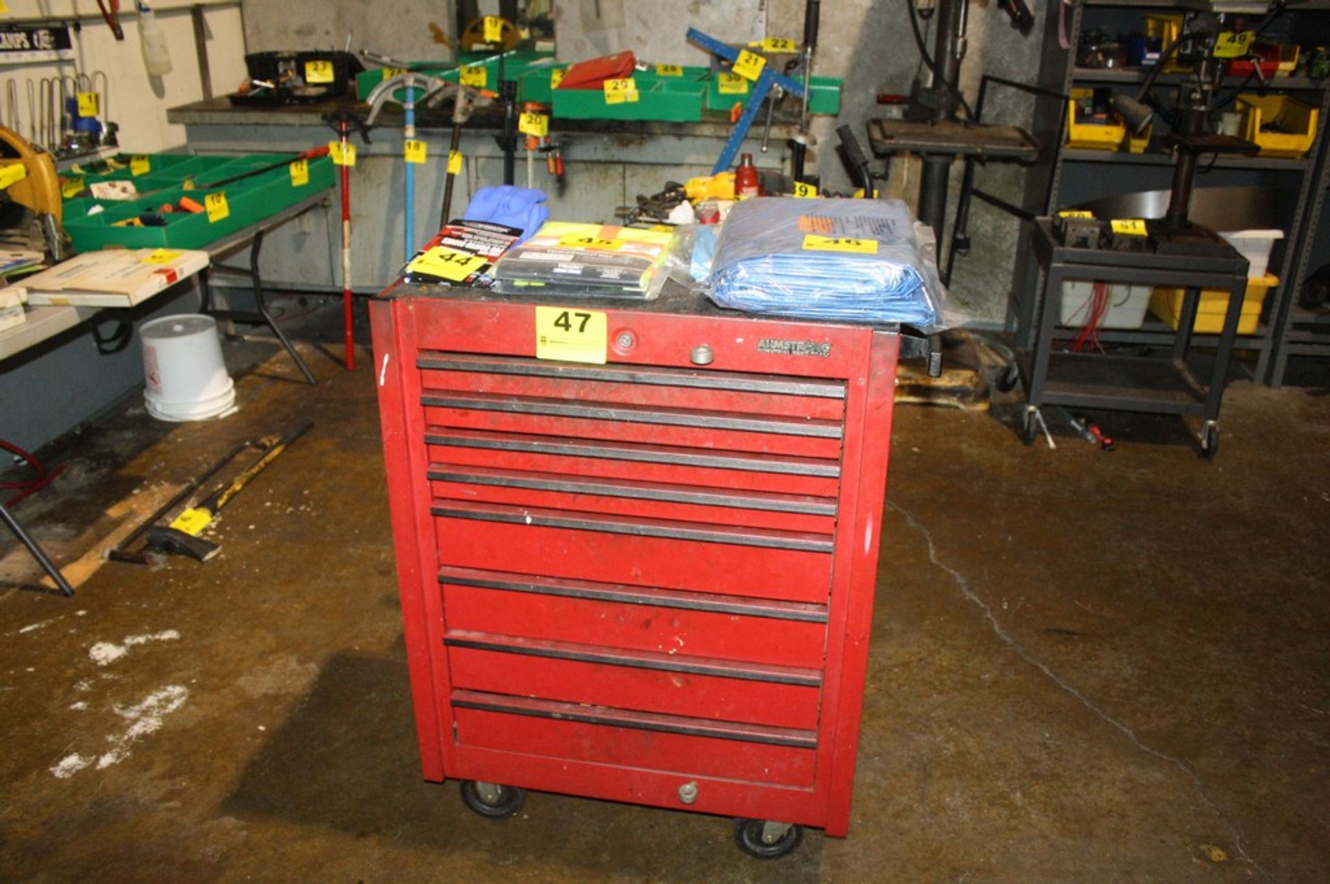 ARMSTRONG 8-DRAWER HEAVY DUTY TOOL CART