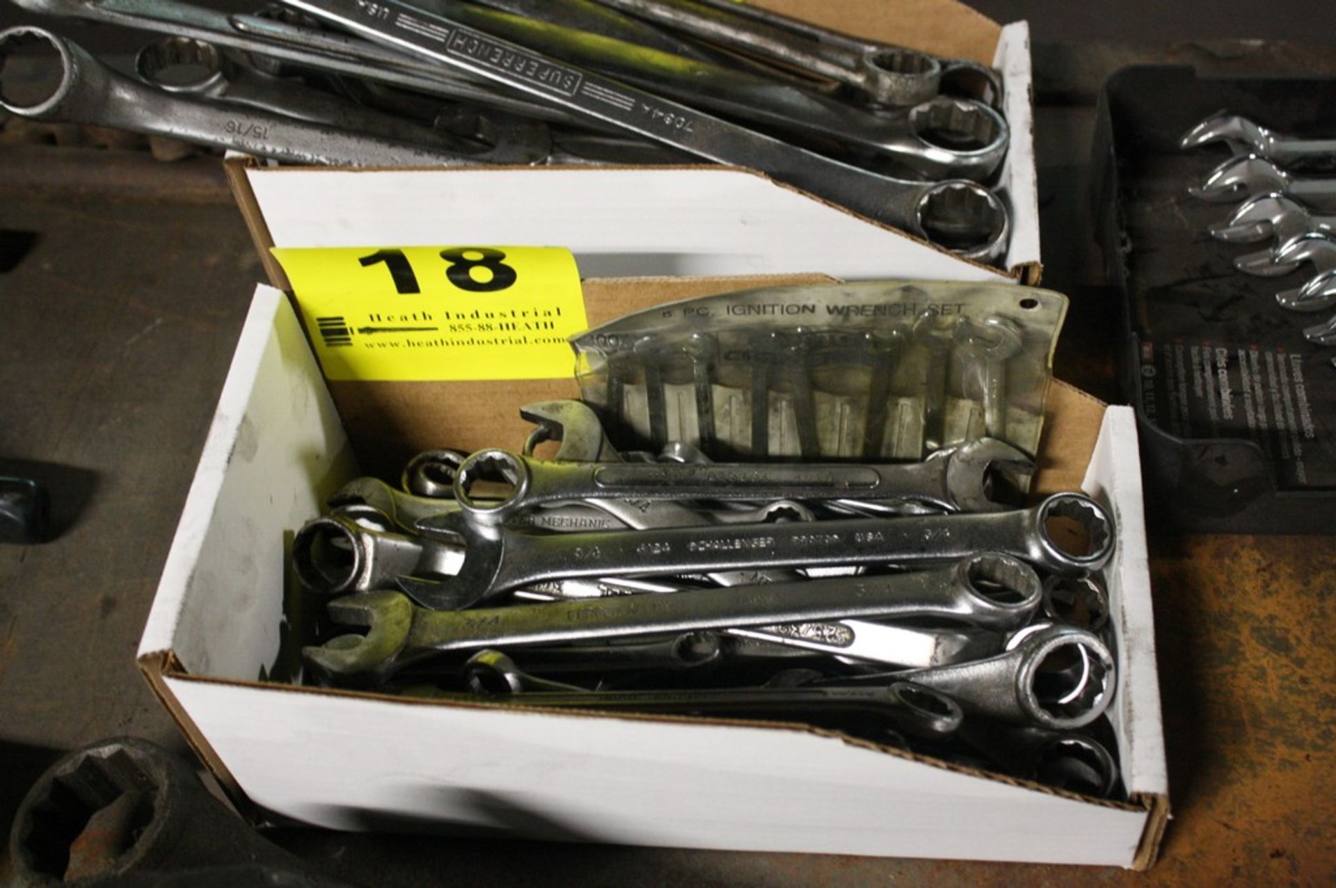 LOT: ASSORTED COMBINATION WRENCHES IN BOX