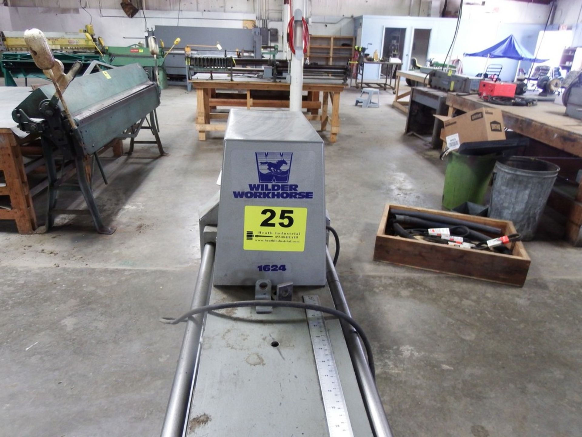 WILDER 16 GAUGE X 24” MODEL WORKHORSE 1624 SLITTER, S/N 48440 WITH STEEL STAND - Image 3 of 5