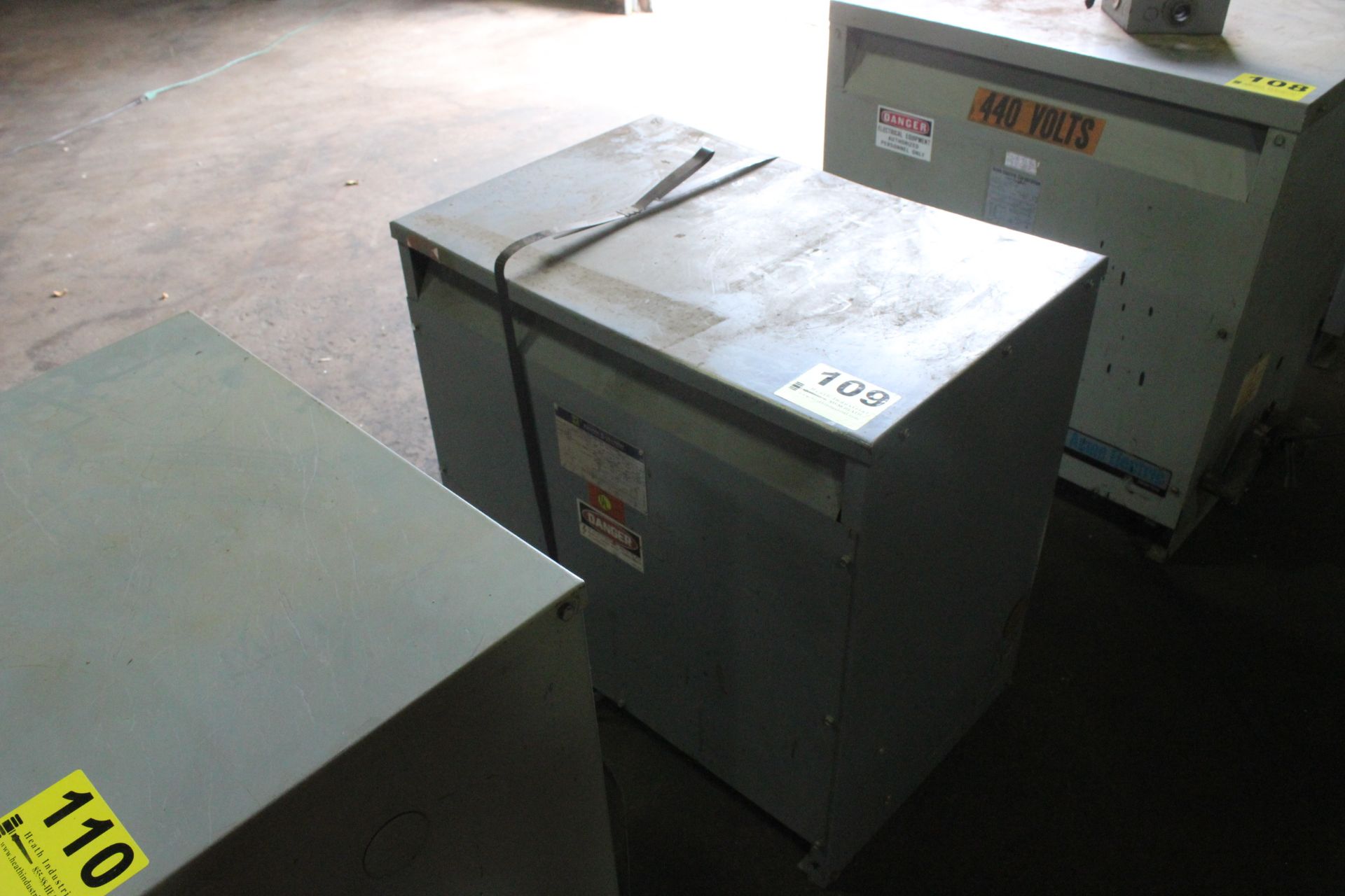 SQUARE D, MODEL 75T3H, STYLE NO. 34349-17212-041 TRANSFORMER, 75 KVA, TYPE SO, 480 HIGH VOLTS, 90