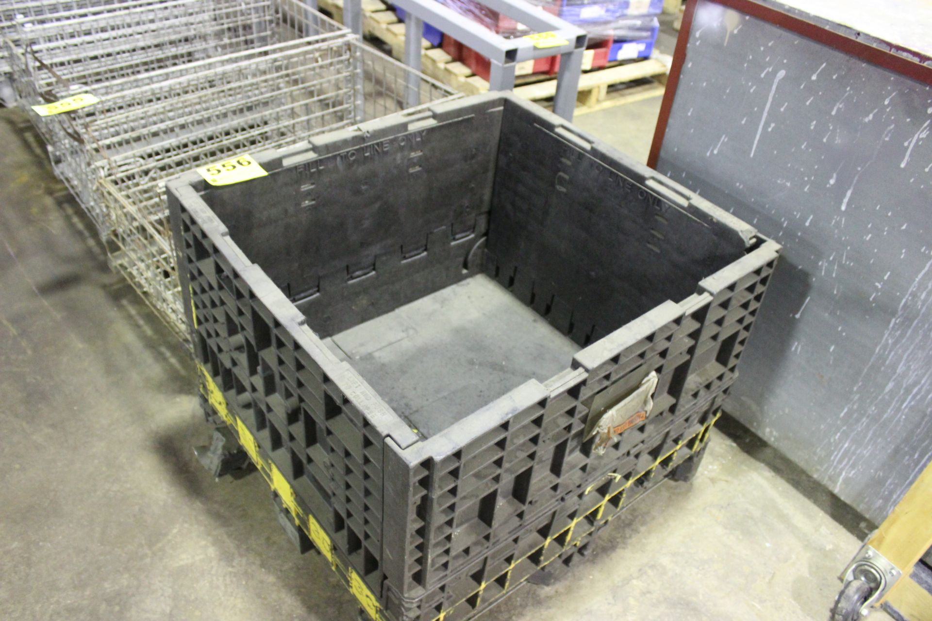 PLASTIC FOLDING PARTS BASKET - 32" X 30"