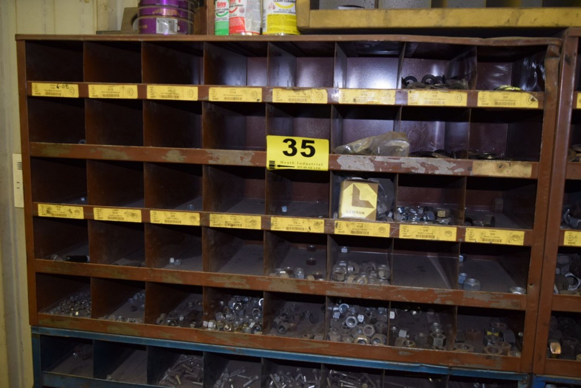 40-COMPARTMENT PARTS CABINET W/NUTS & BOLTS