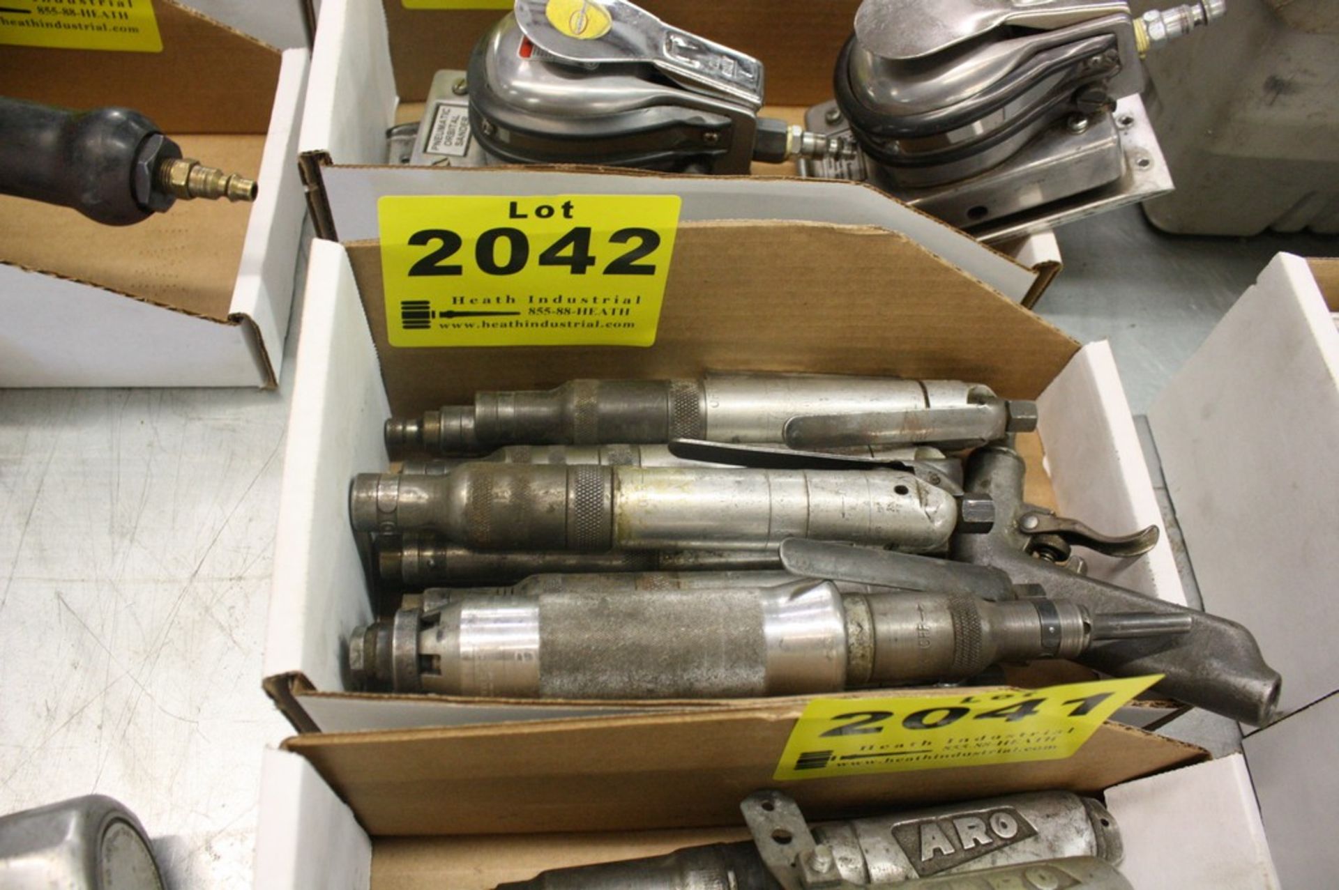 PNEUMATIC TOOLS IN BOX