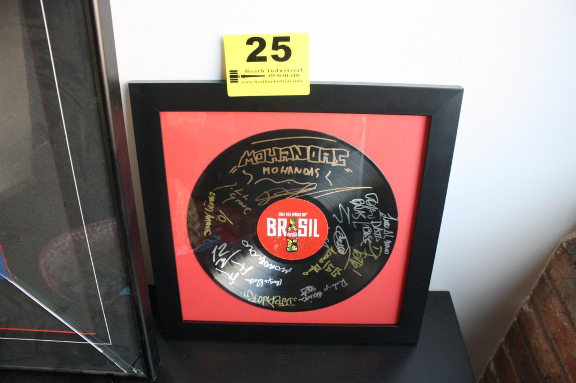 COCA COLA BRAZIL AUTOGRAPHED RECORD