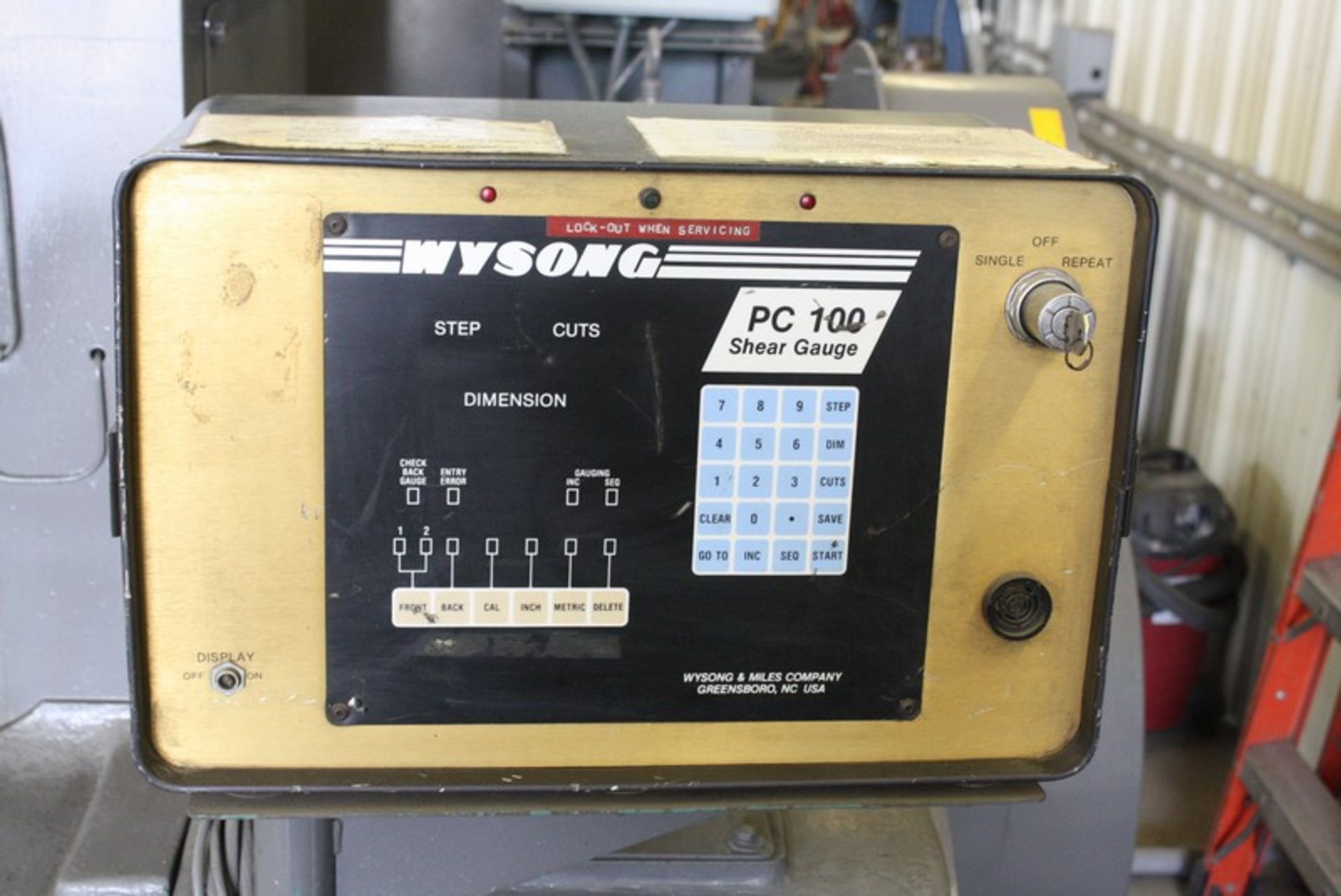 WYSONG Model no. 1250 12 FT. X 1/2” SHEAR, S/N P48-175 (1990): 48” programmable back gauge, - Image 4 of 11