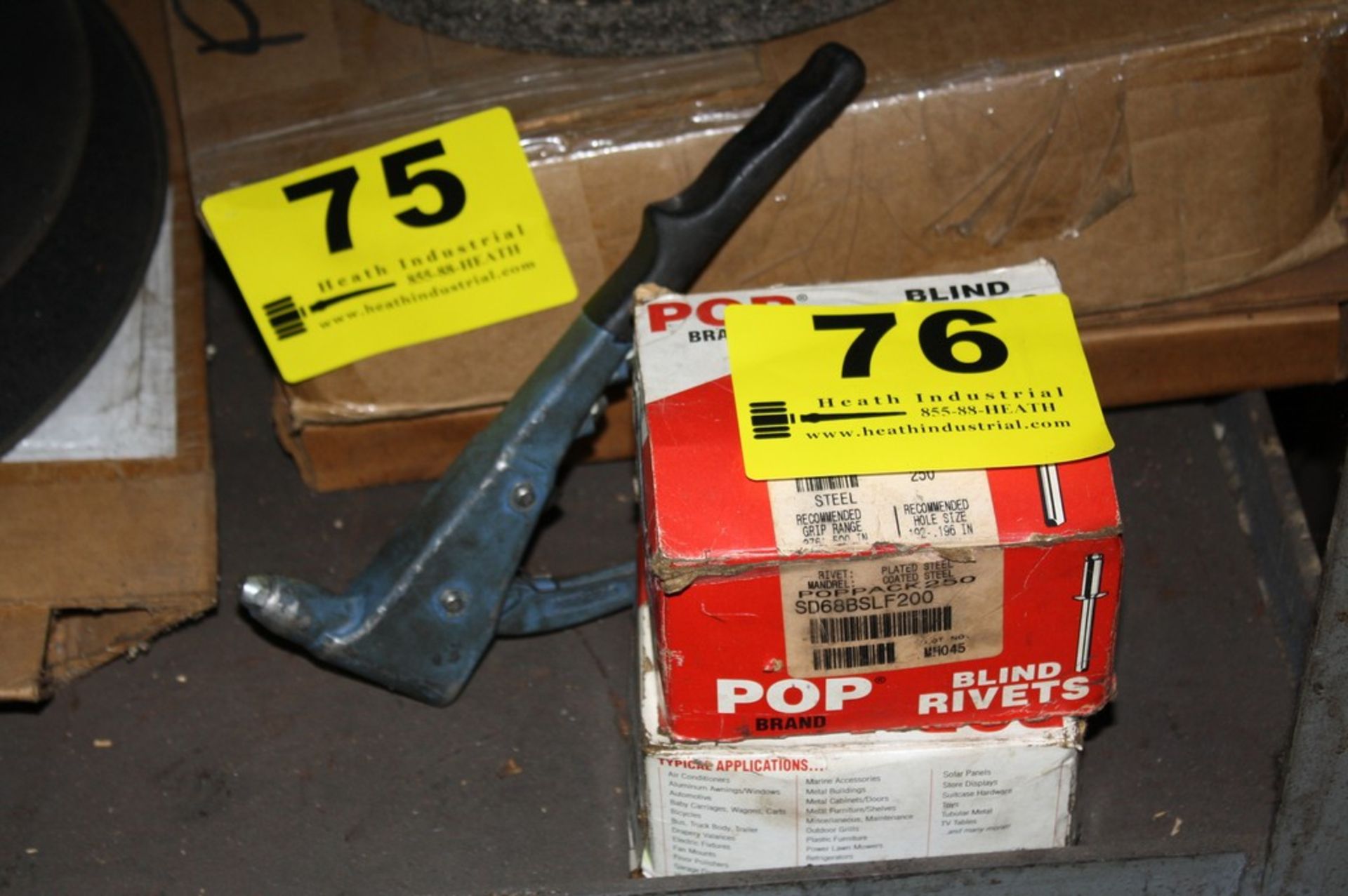 LOT: RIVET GUN & (2) BOXES OF RIVETS