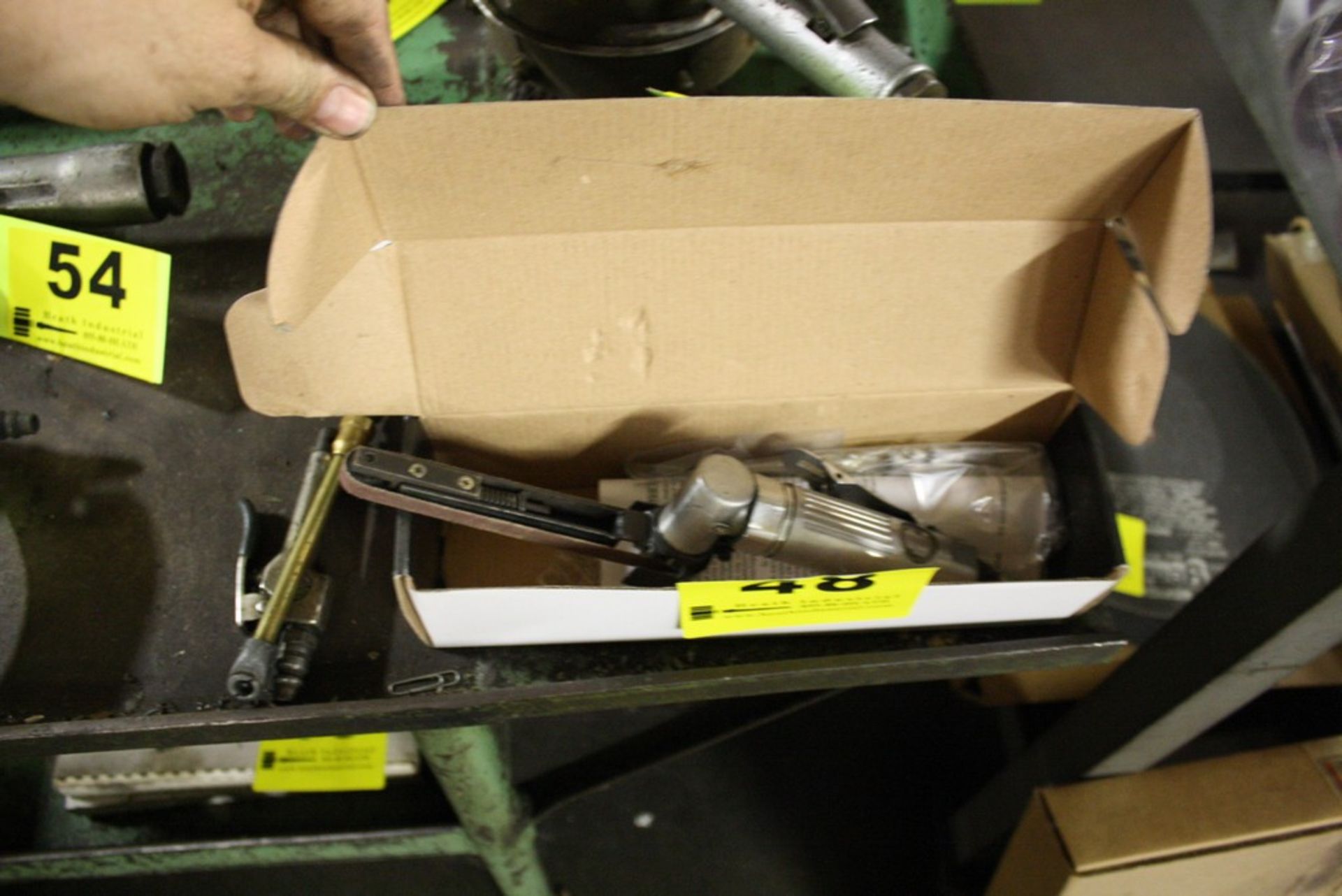 CENTRAL PNEUMATIC AIR BELT SANDER IN BOX