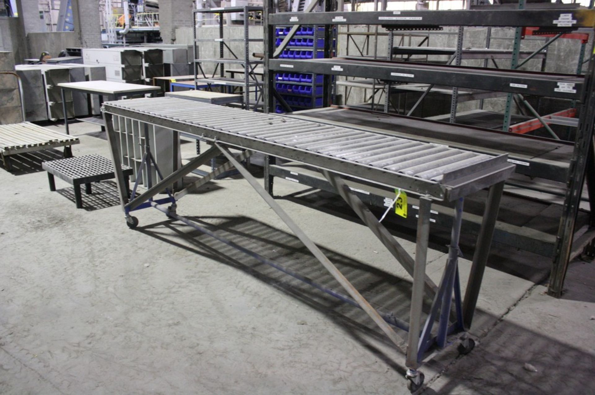 STEEL ROLLING CART - 120"X 24"