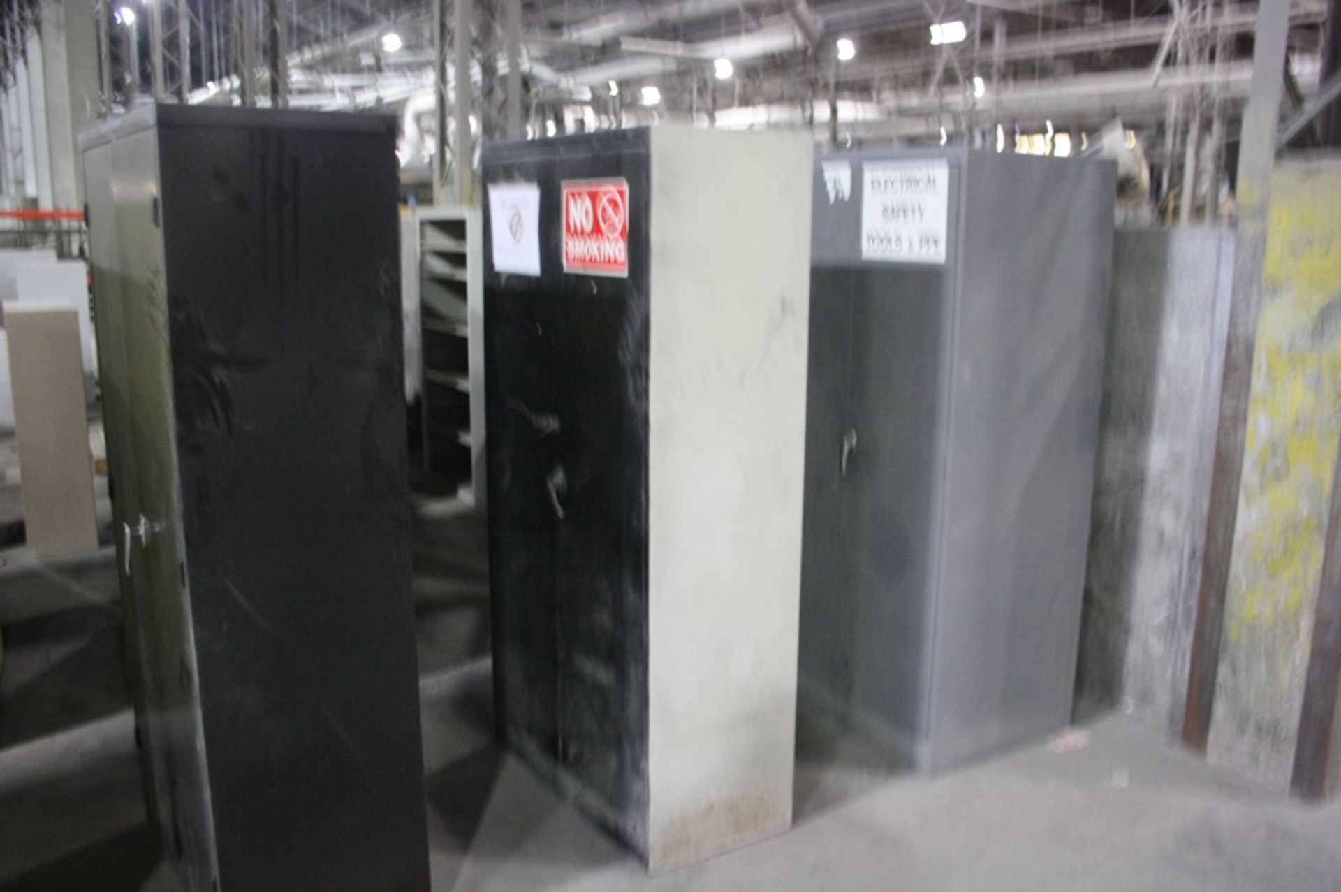 STEEL CABINET 2 DOOR - 36"X 24"X 72"