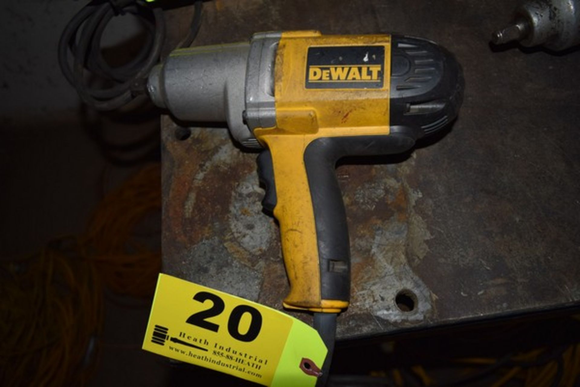 DEWALT MODEL DW292, 1/2'' ELECTRIC IMPACT WRENCH