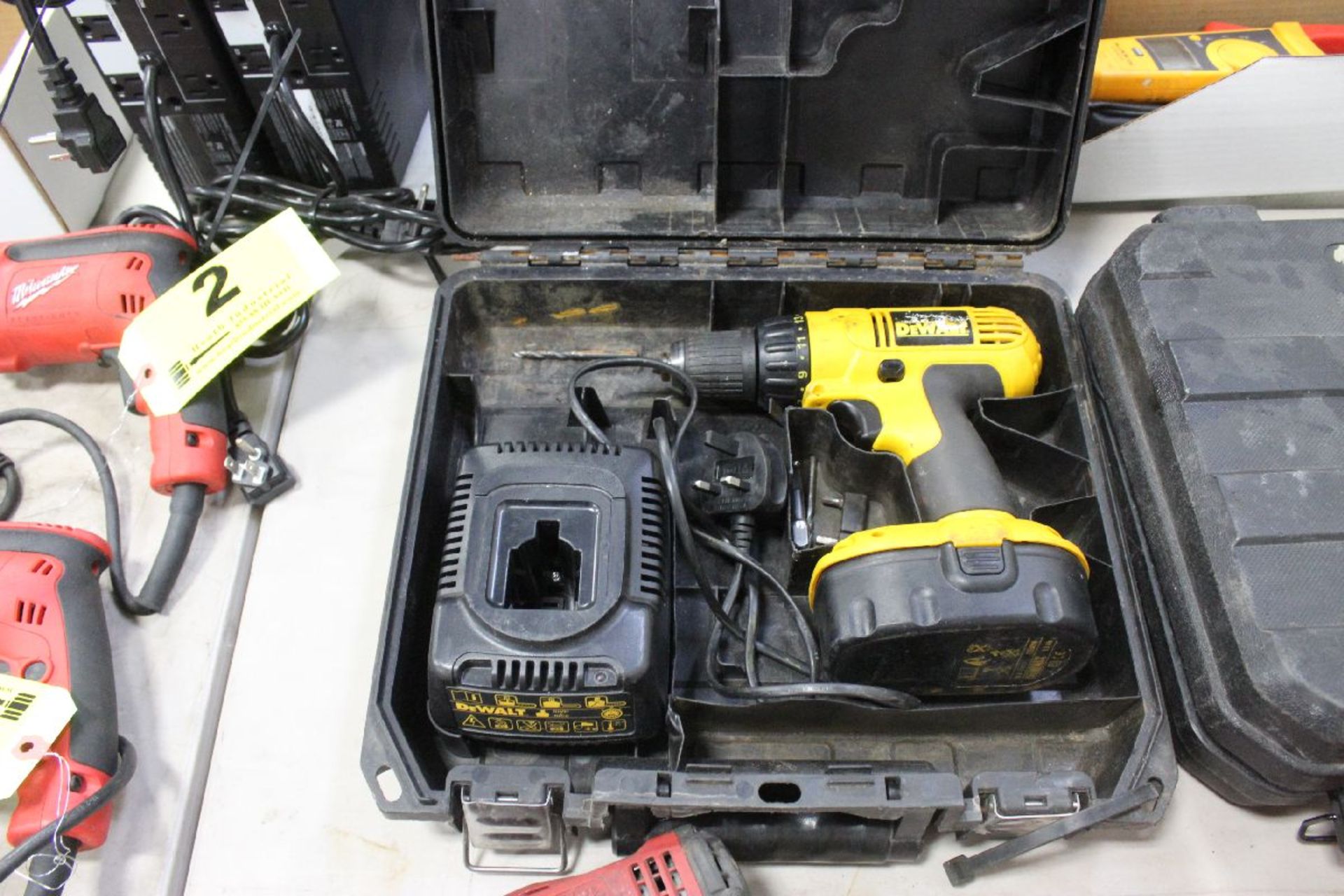 DEWALT MODEL DC729 18V CORDLESS DRILL WITH BATTERY, CHARGER BASE AND CASE