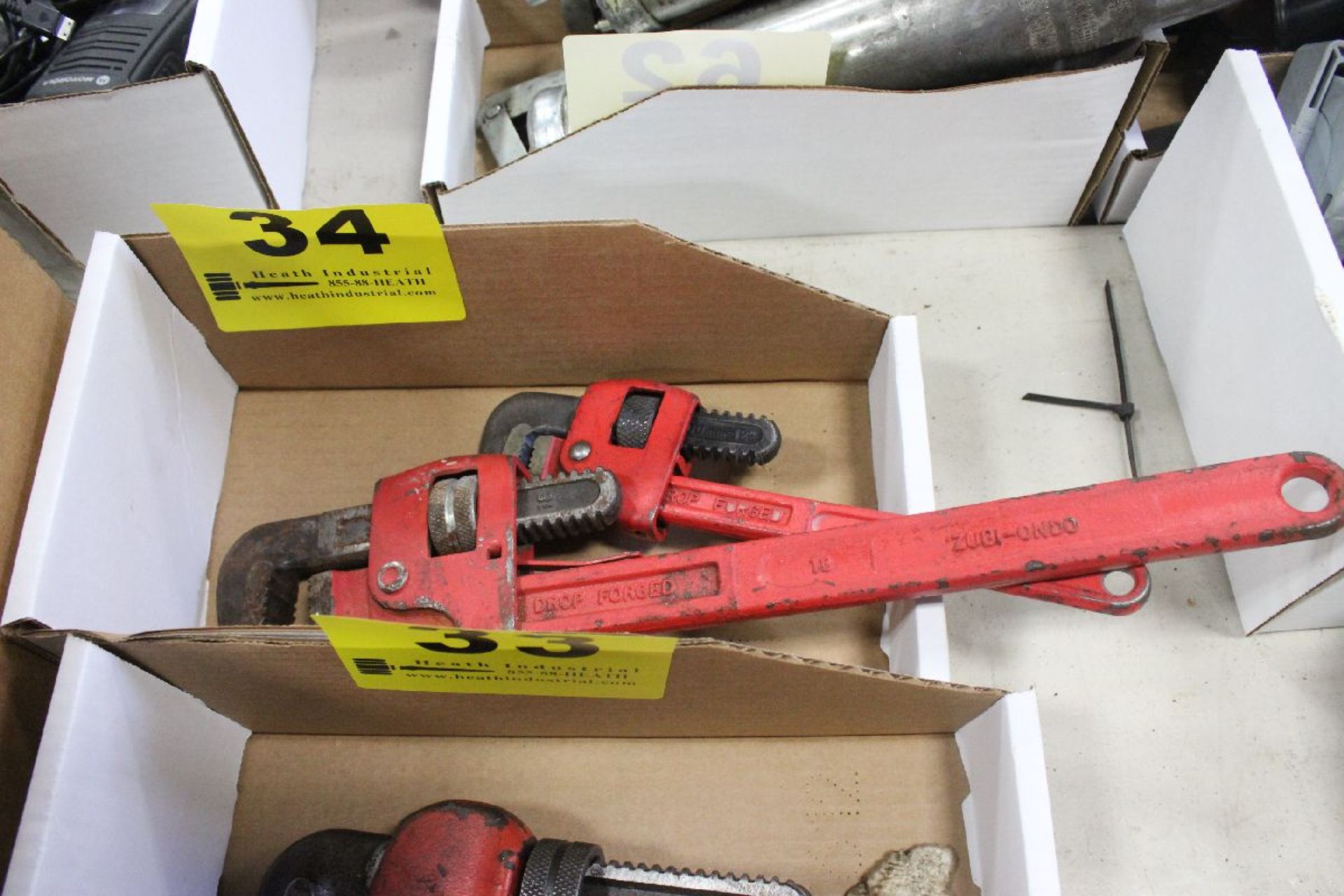 LOT: ZUBIOMDO 18" PIPE WRENCH AND SUPEREGO 12" PIPE WRENCH