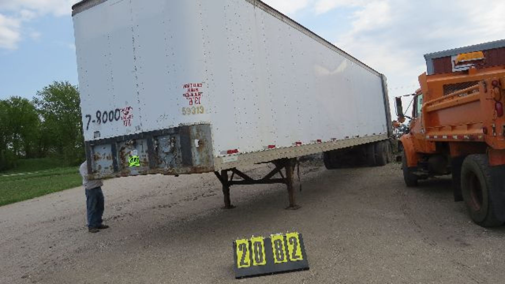 48' Fruehauf enclosed trailer, vin unk.