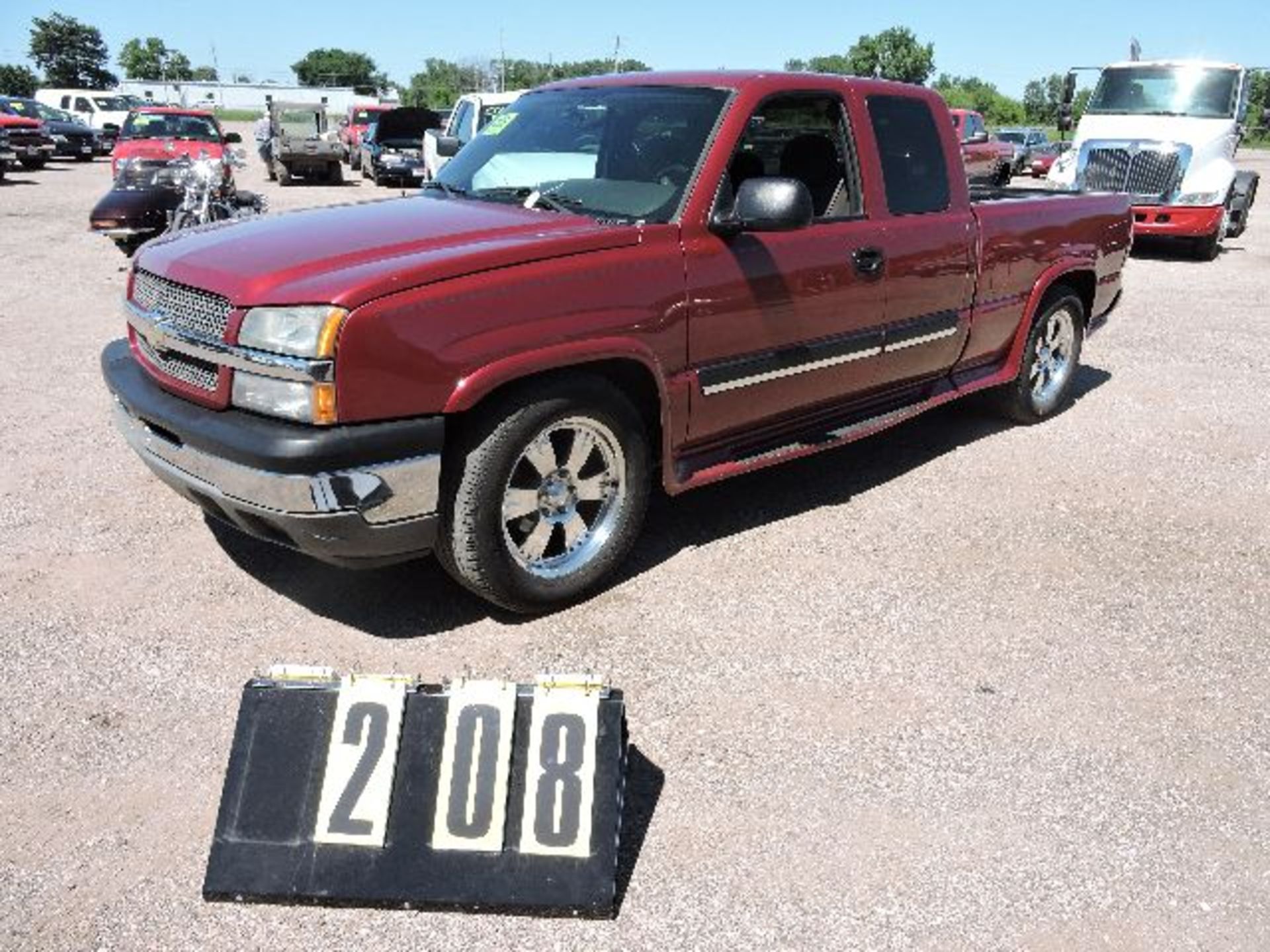 2005 Chevy 1500 pickup,extenda cab, 4 door, 2 wd,