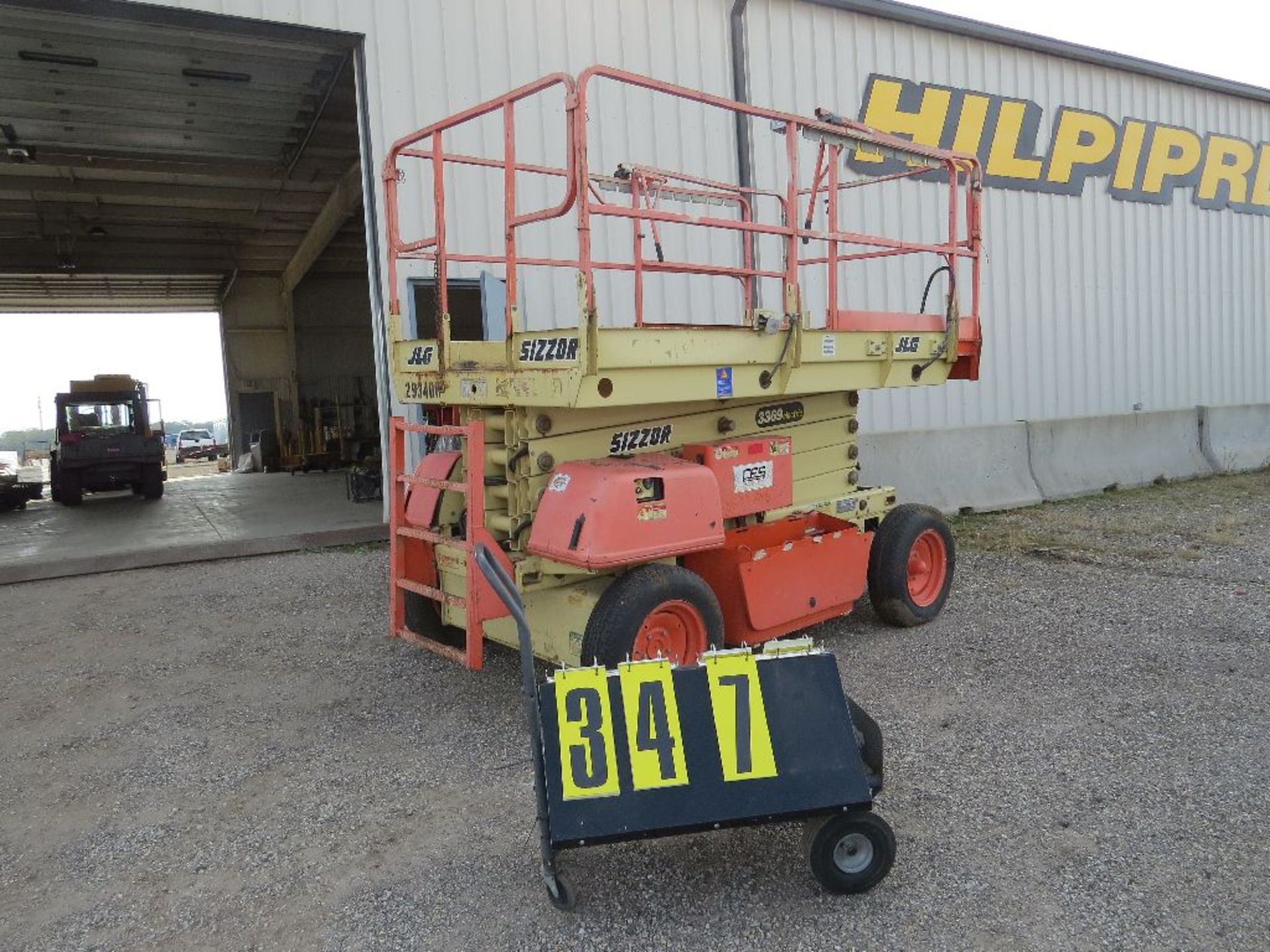 JLG scissor lift, model 3369, 33' lift height. - Image 3 of 4