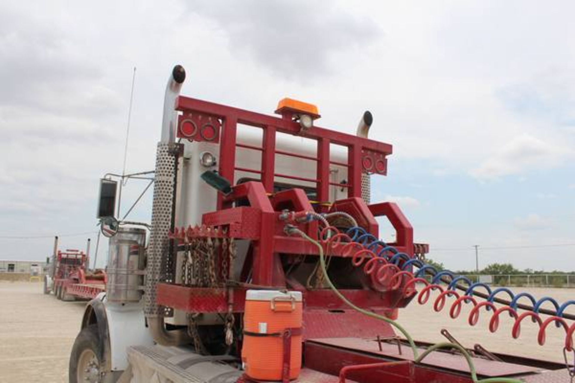 Kenworth Model T800  Tri-Axle Winch Semi Tractor ; VIN: 1XKDP4TX7EJ389822  (2014); Day Cab, - Image 8 of 20