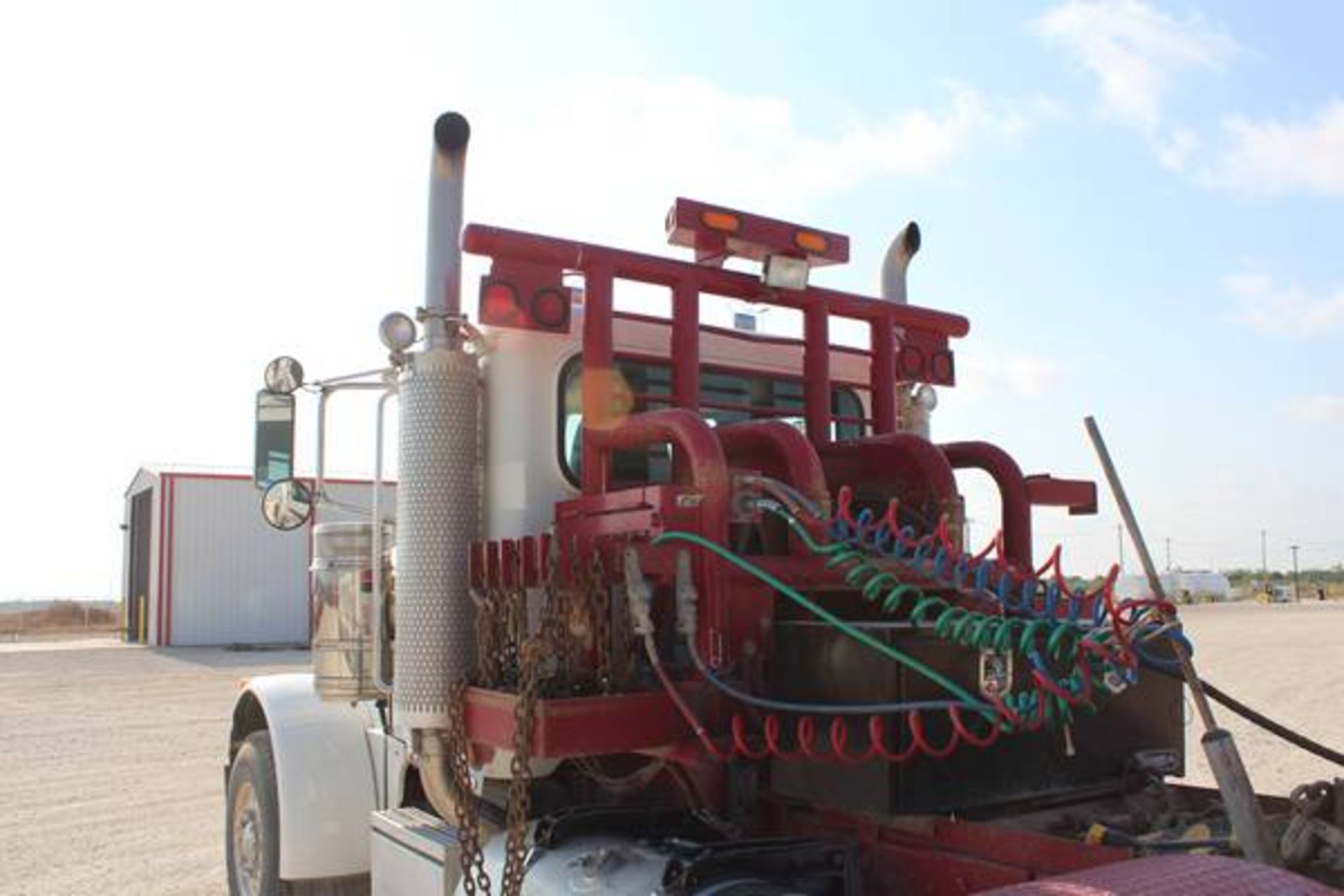 Peterbilt Model 379  Tri-Axle Winch Semi Tractor ; VIN: 1XP5DBEX37D740669  (2007); Day Cab, CAT - Image 9 of 19