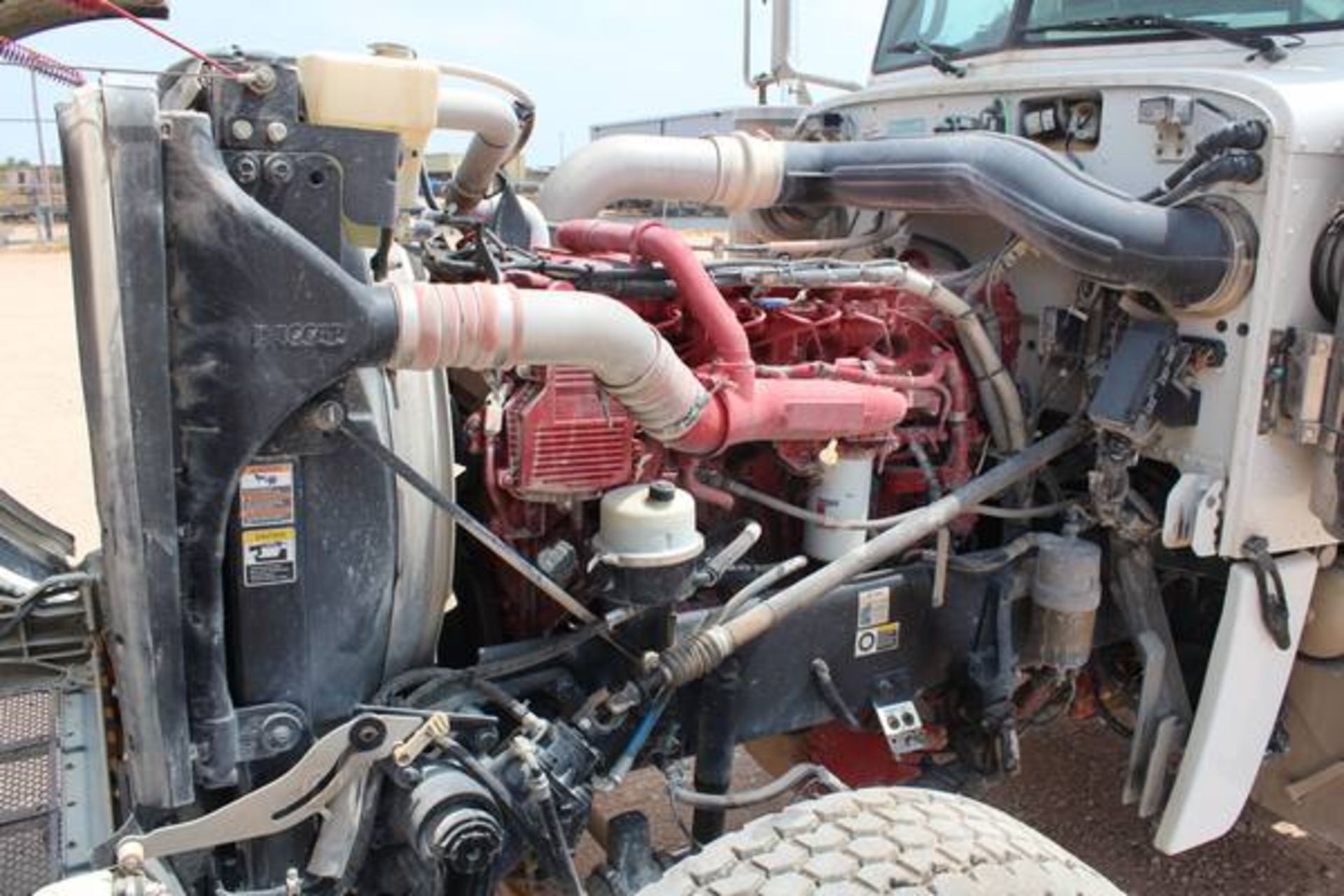 Peterbilt Model 389  Tri-Axle Winch Semi Tractor ; VIN: 1XPXP4EX2CD138769  (2012); Day Cab, - Image 11 of 23