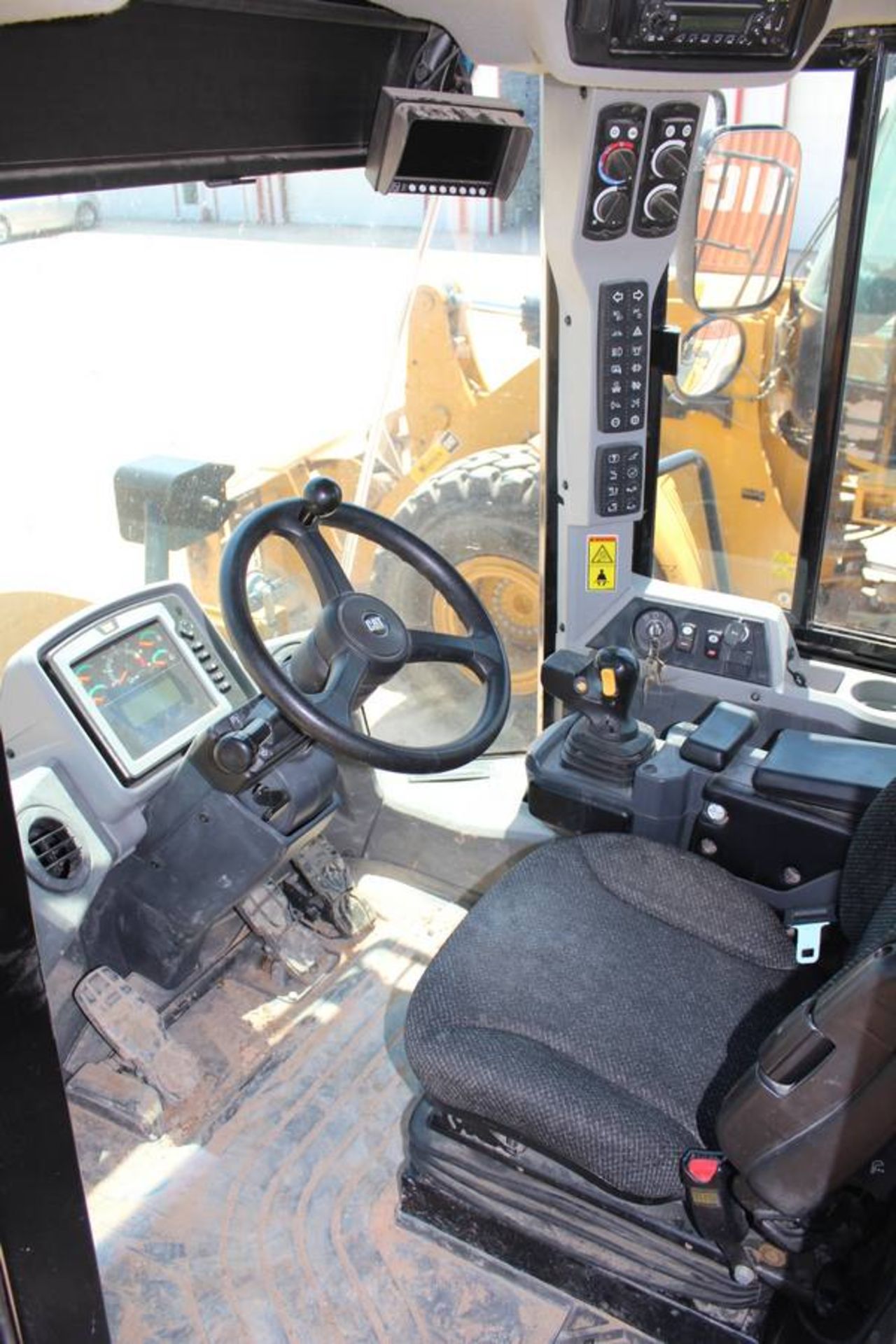 Caterpillar Model 950K  Wheel Loader ; Serial Number: CAT0950KER4A01334  (2013); A/C Cab, Rear - Image 9 of 13