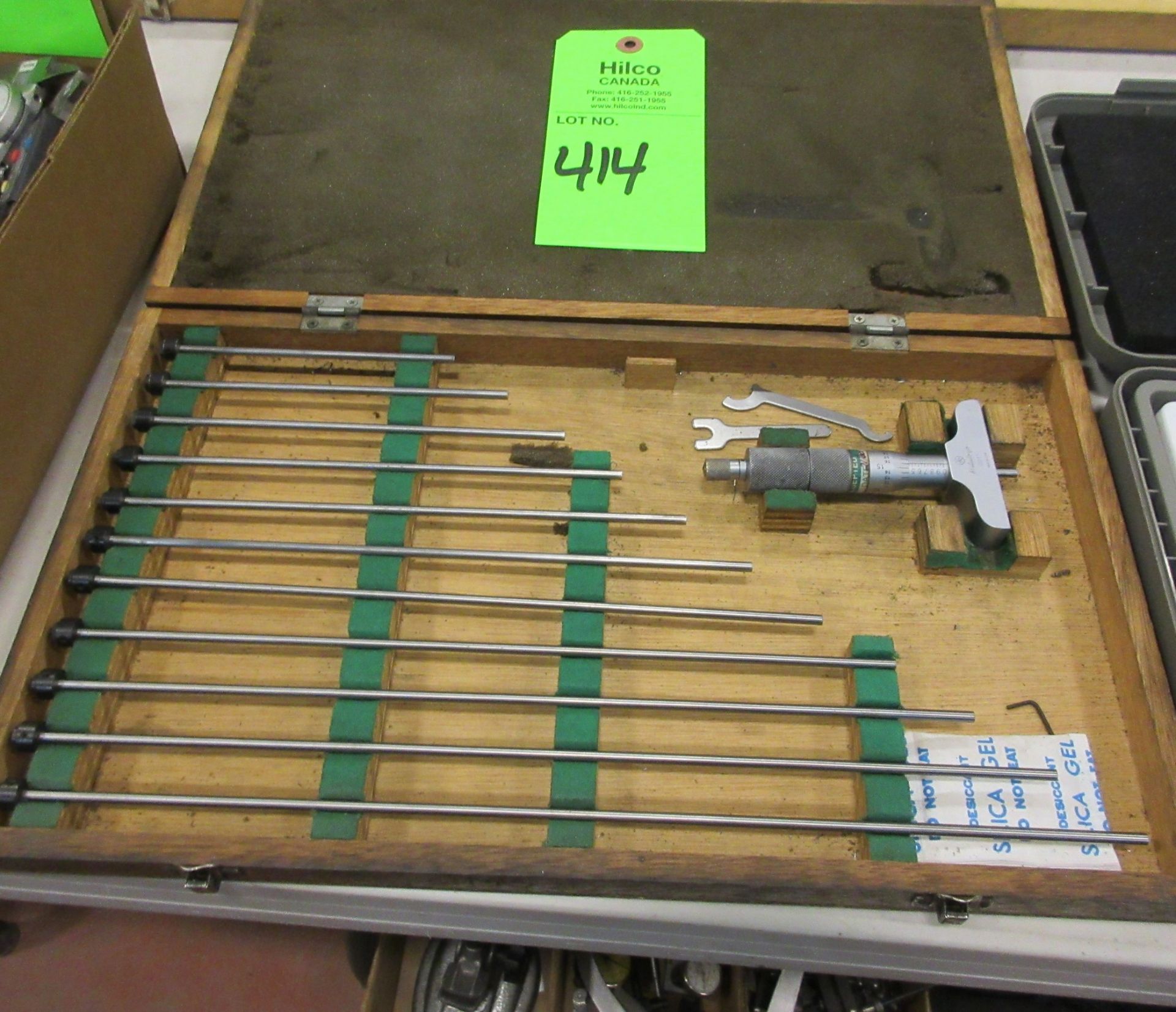 Mitutoyo 2.5"-12" Inside Micrometer