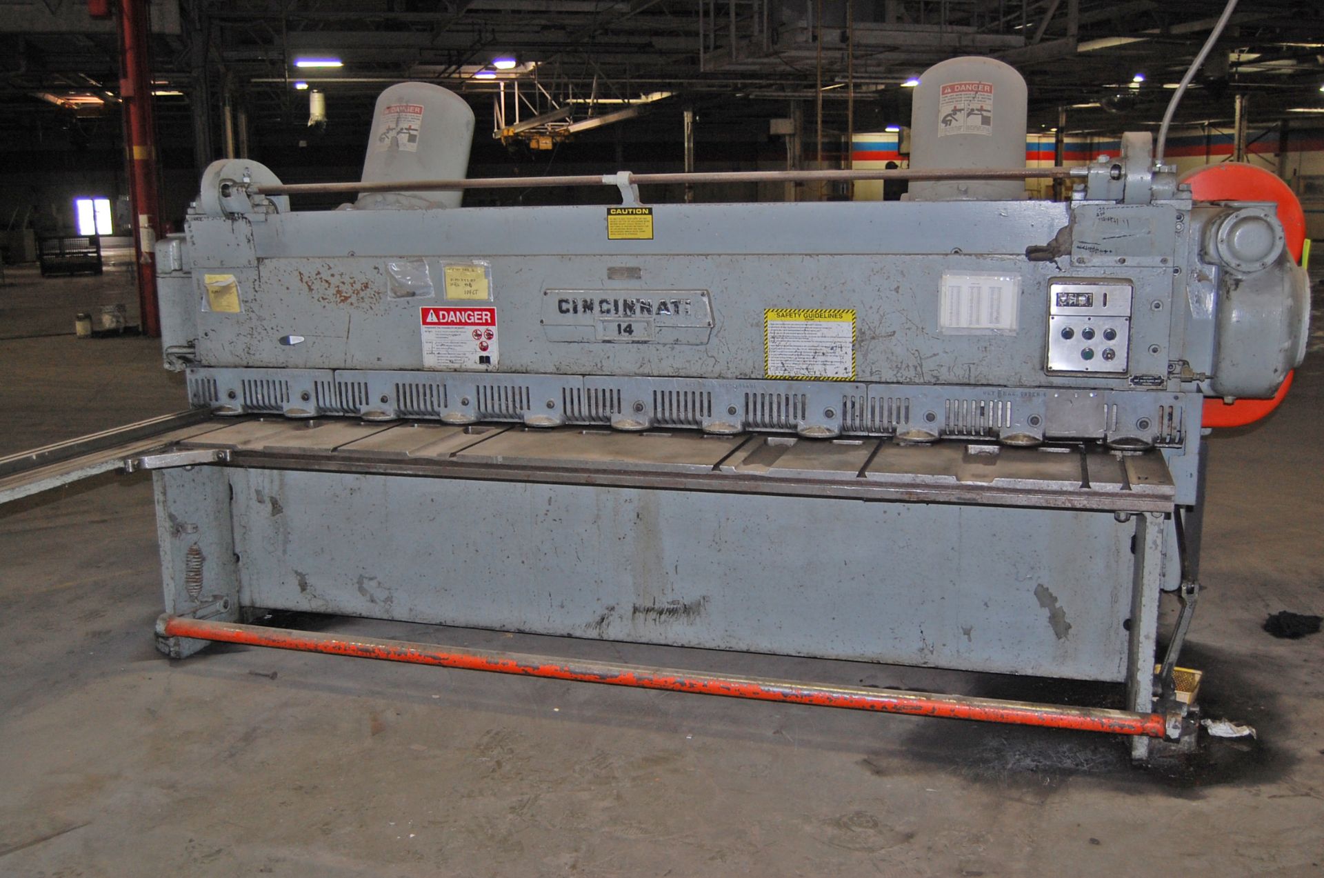 Cincinnati Model 1410 10' x 3/16" Mechanical Squaring Shear