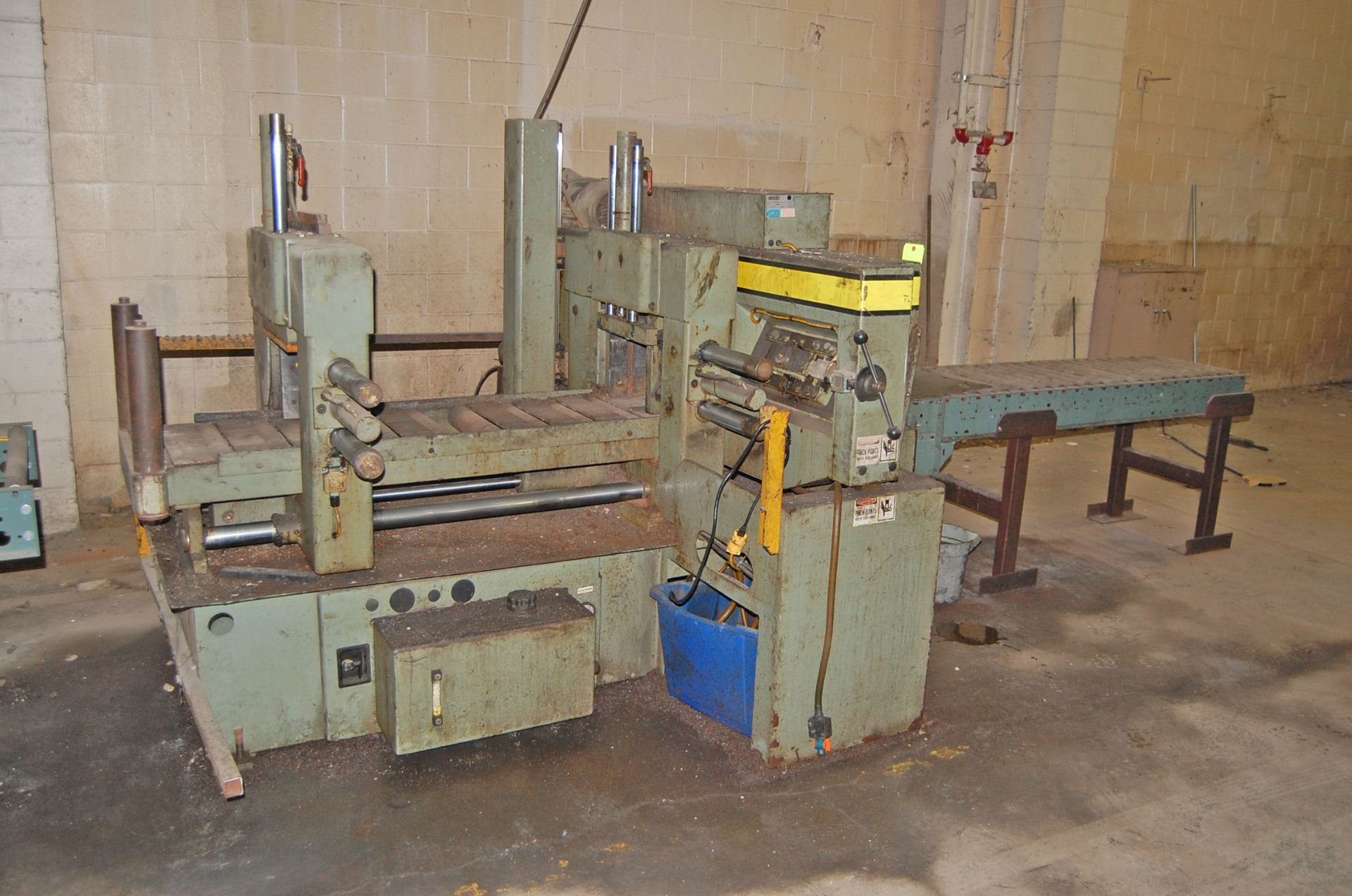 HydMech Model H-12 Automatic Horizontal Band Saw - Image 2 of 4