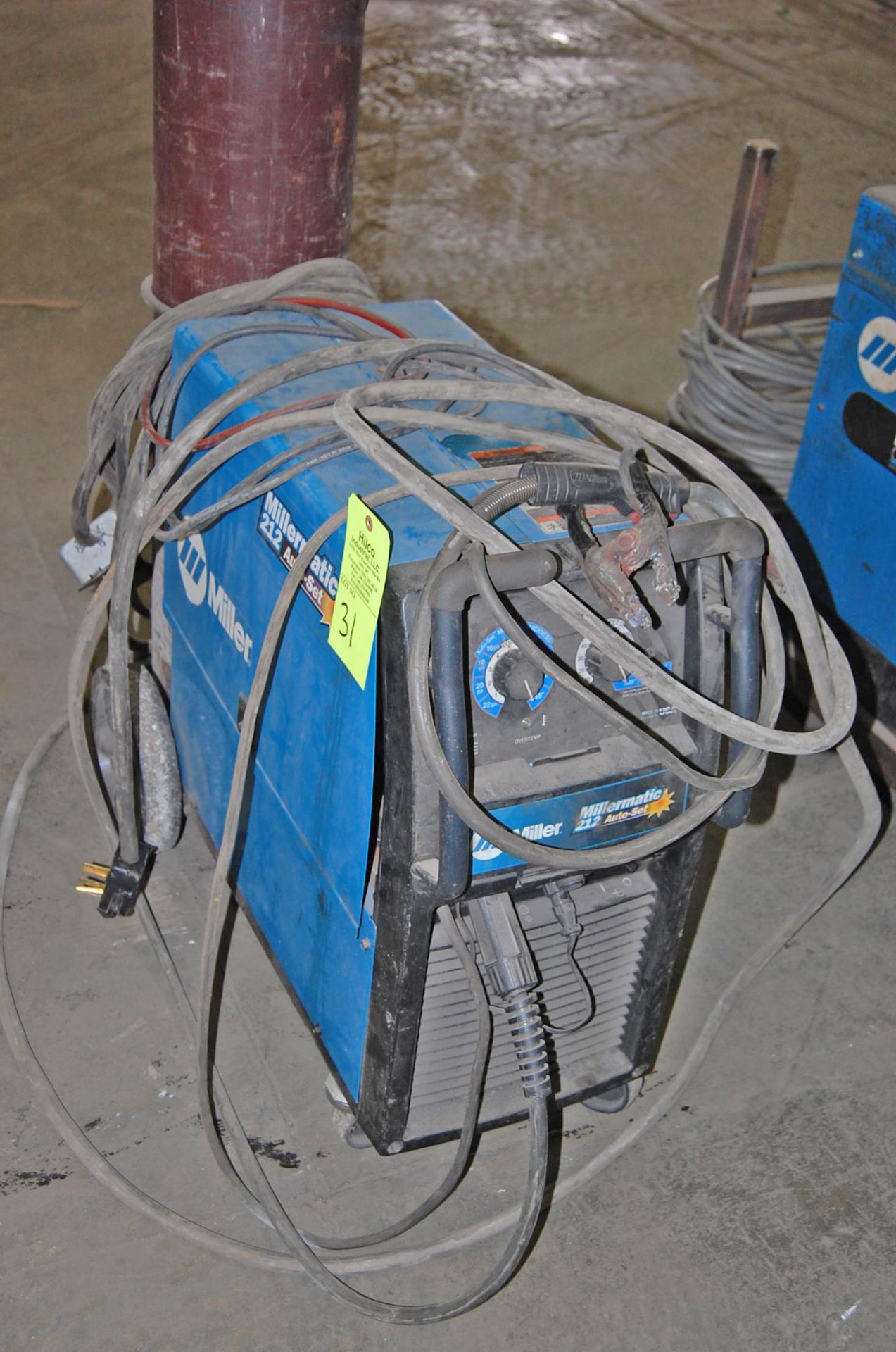 Miller Model Millermatic 212 Autoset 210 Amp Mig Wire Feed Welder